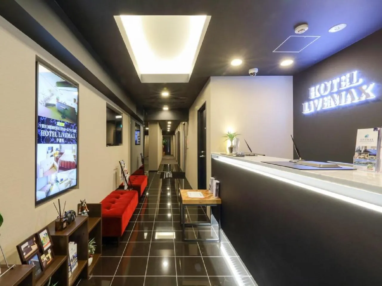 Lobby or reception in HOTEL LiVEMAX Meieki