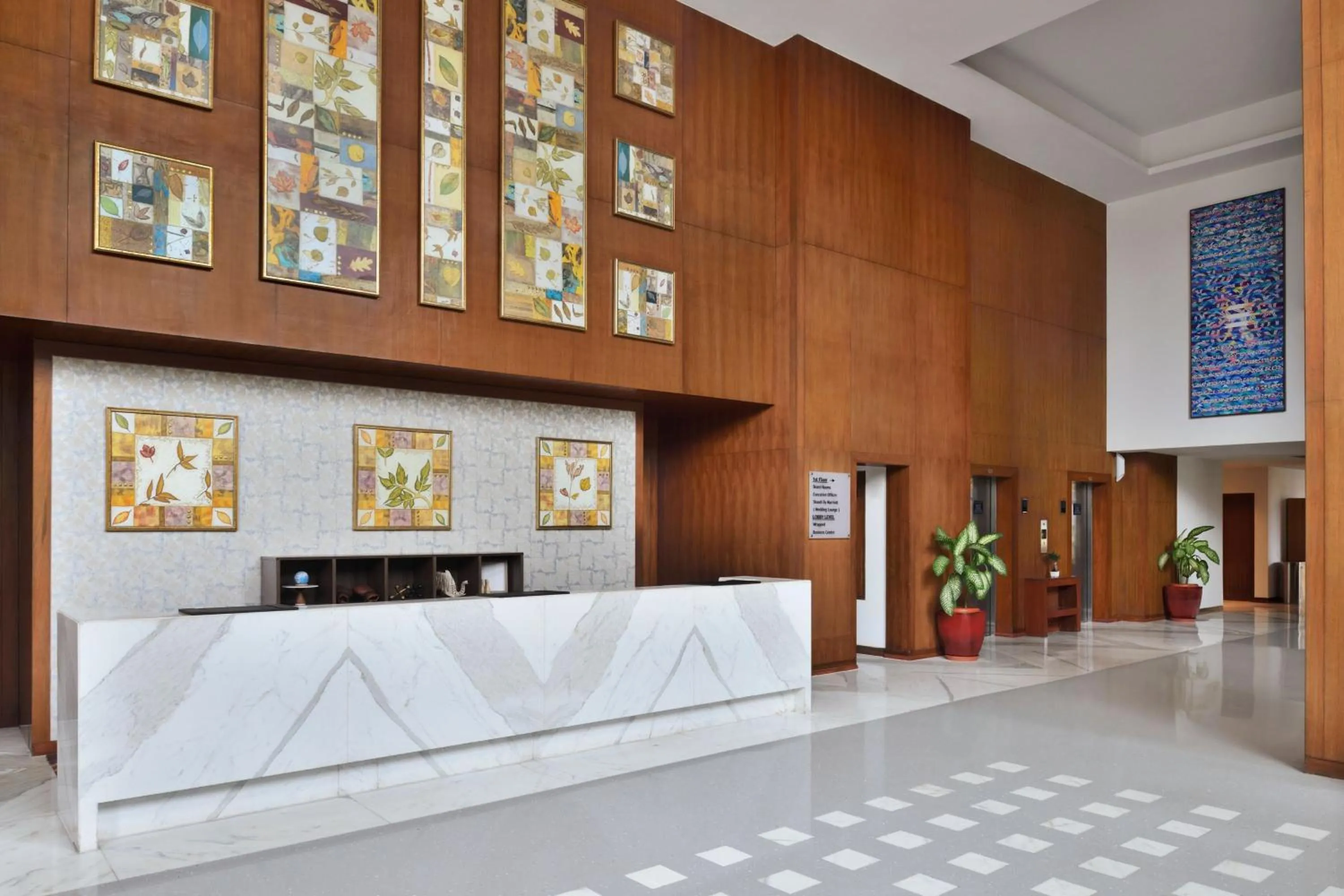 Lobby or reception in Four Points by Sheraton Navi Mumbai, Vashi