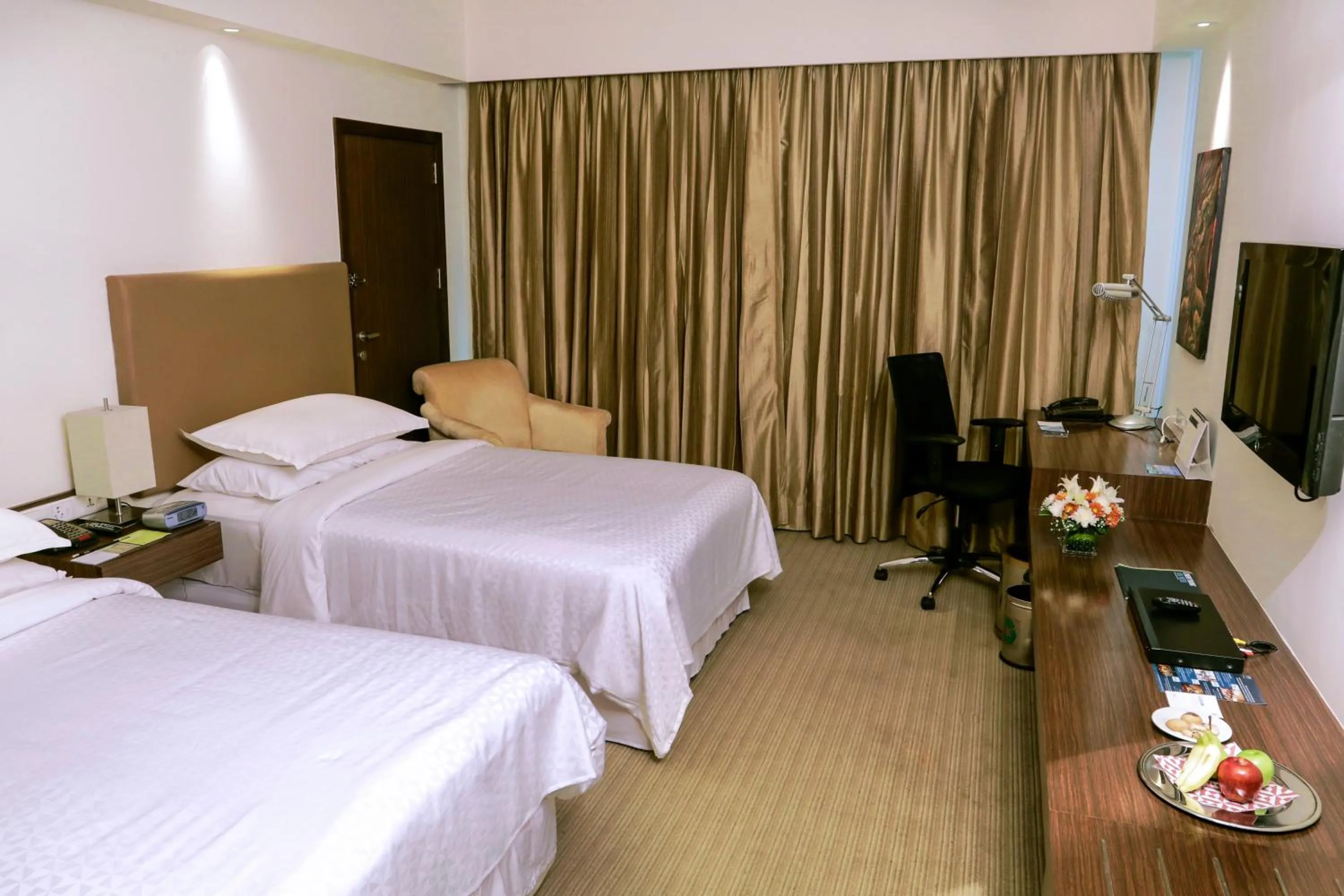 Bed in Four Points by Sheraton Navi Mumbai, Vashi
