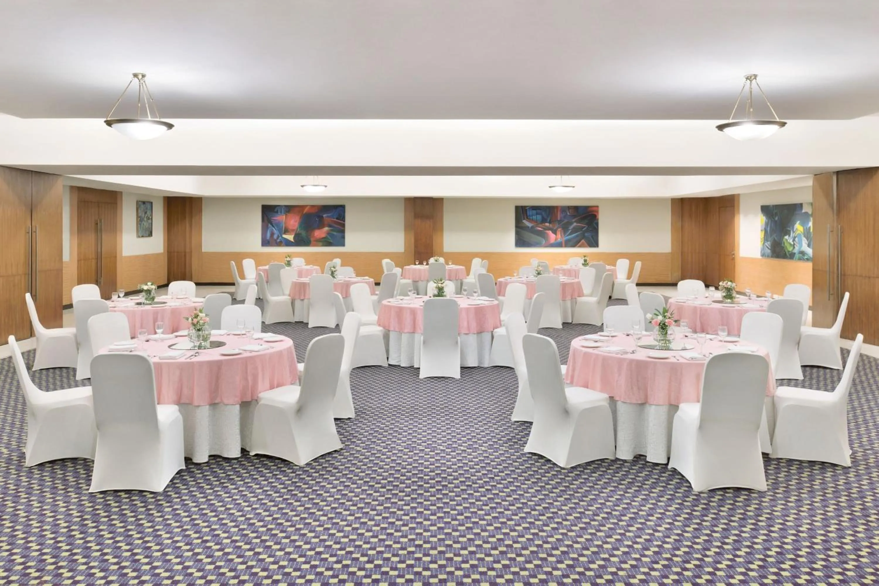 Banquet/Function facilities in Four Points by Sheraton Navi Mumbai, Vashi