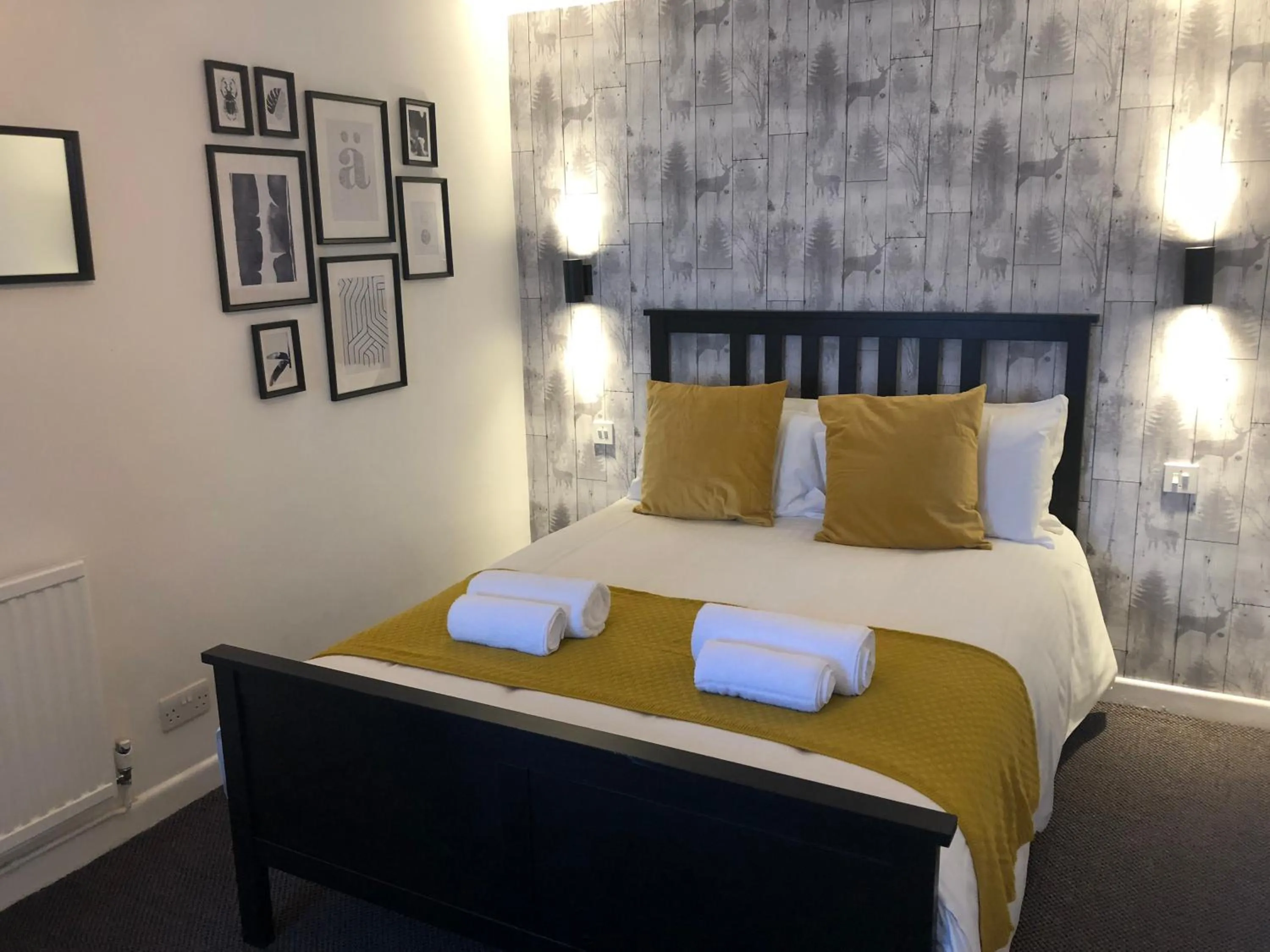 Bed in Raleghs Cross Inn