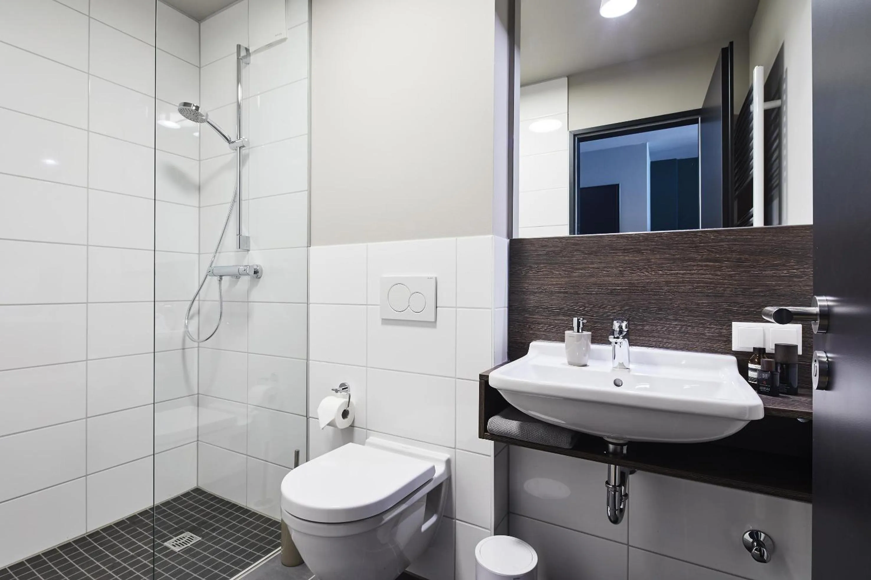 Shower in ipartment Wolfsburg HOME by Best Western