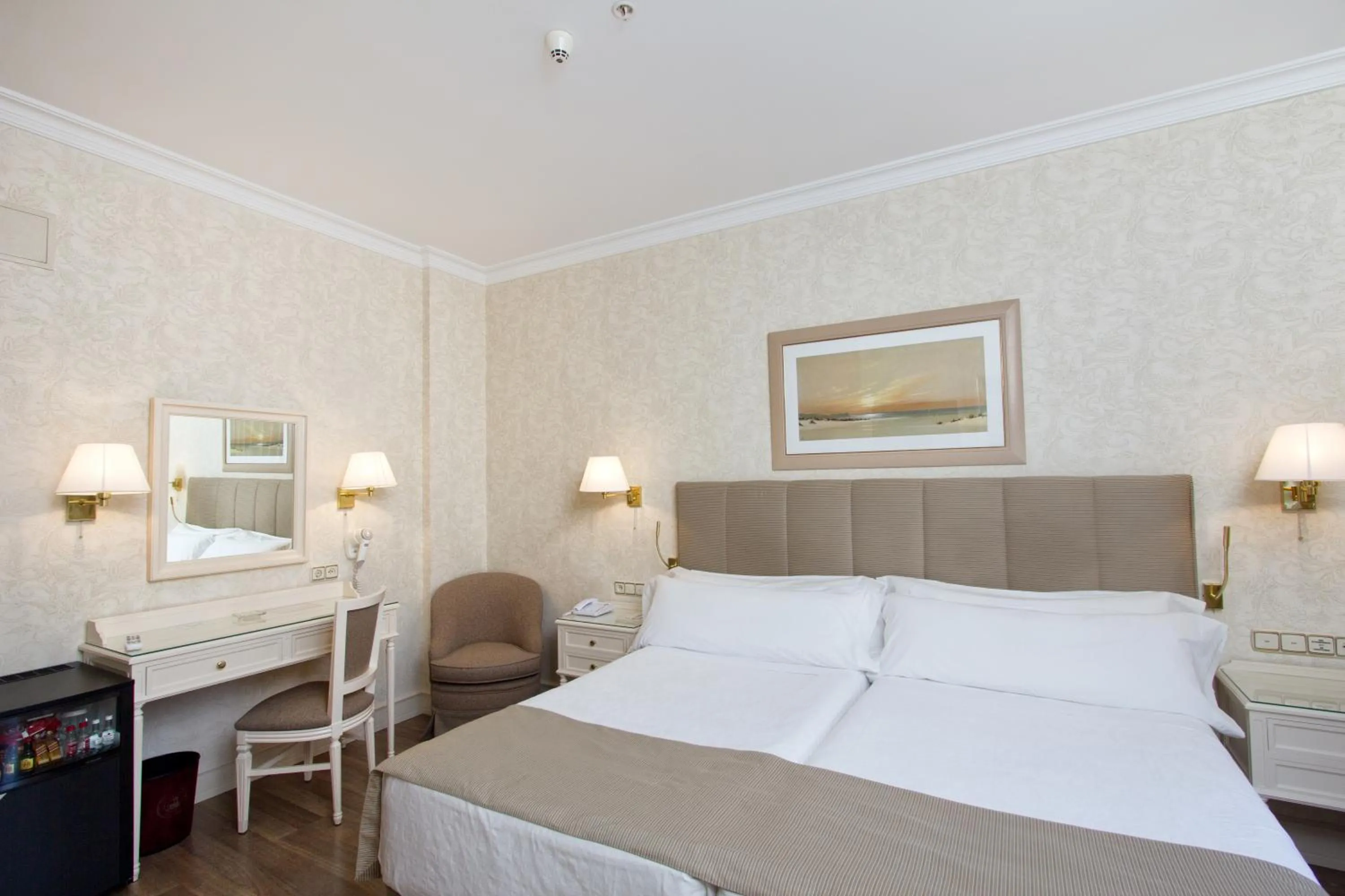 Bedroom, Bed in Hotel Atlántico