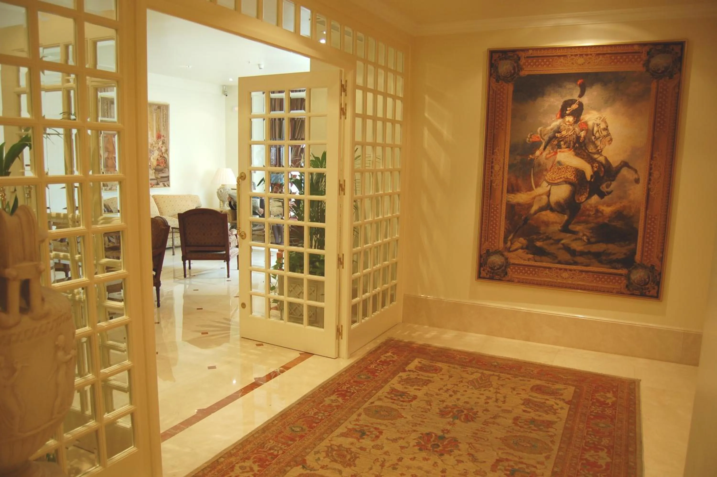 Communal lounge/ TV room in Hotel Atlántico