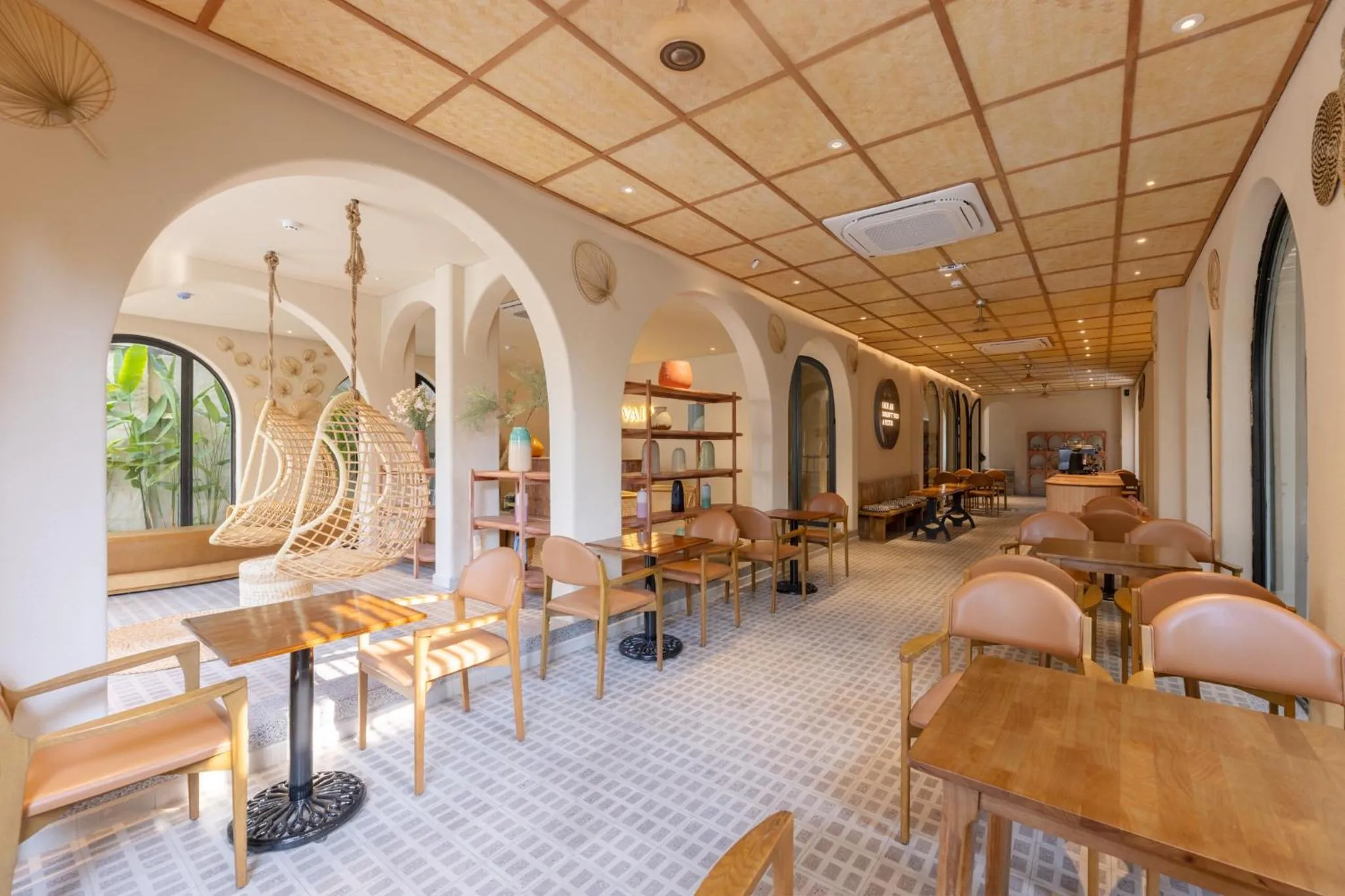 Restaurant/places to eat in Vaia Hoi An Boutique Hotel