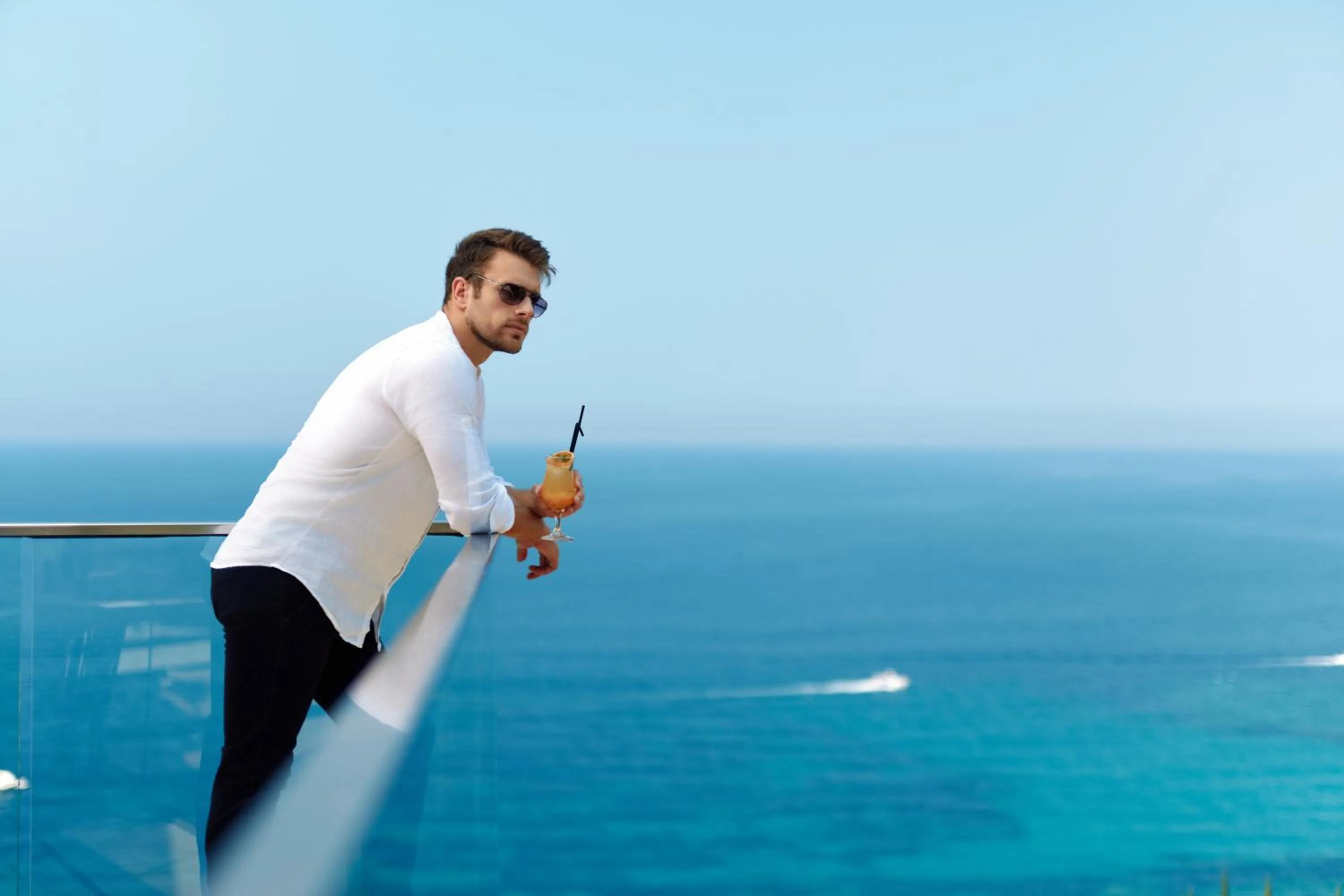 Restaurant/places to eat in ĀNANTI Resort, Residences & Beach Club - The Leading Hotels of the World