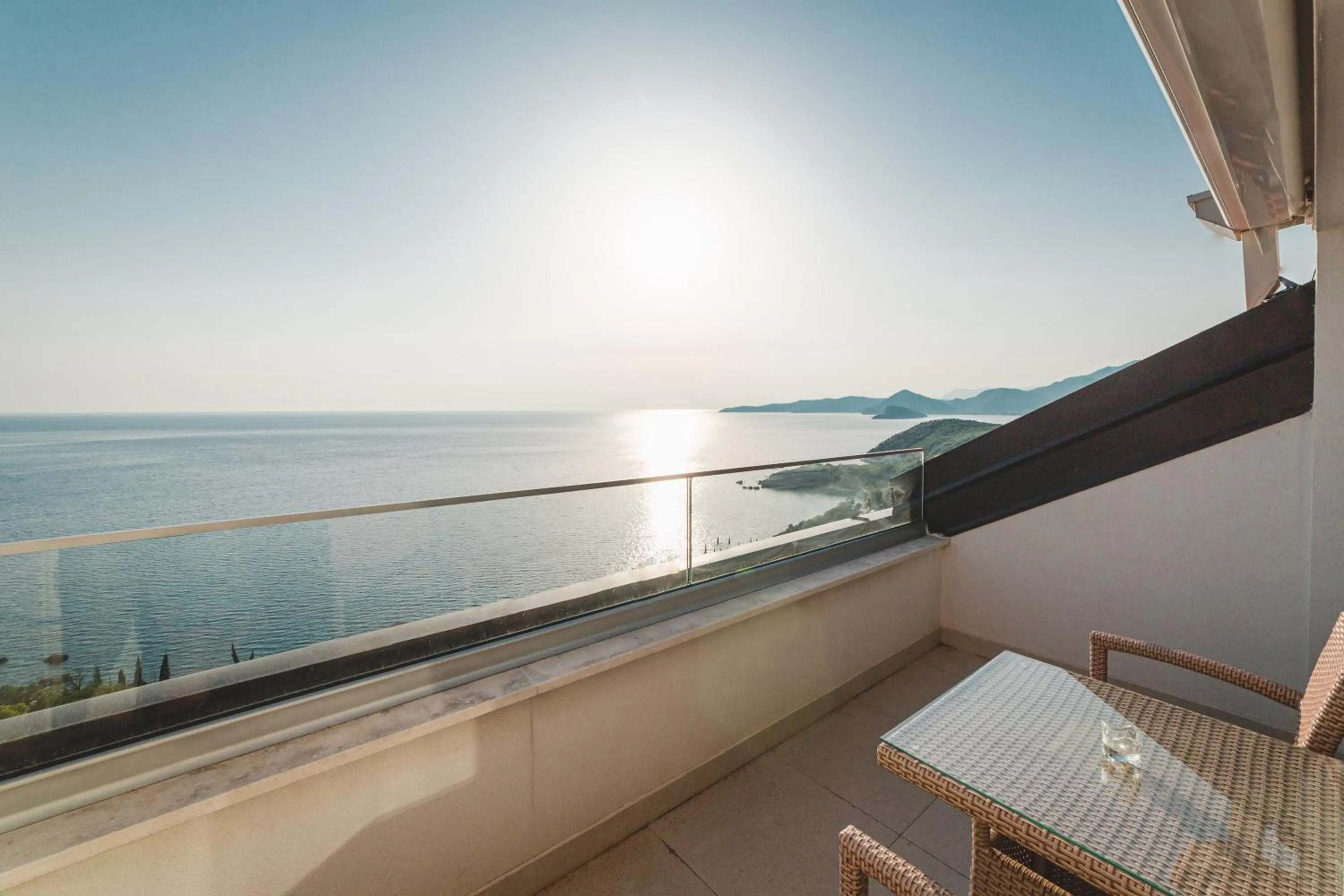 Balcony/Terrace in ĀNANTI Resort, Residences & Beach Club - The Leading Hotels of the World