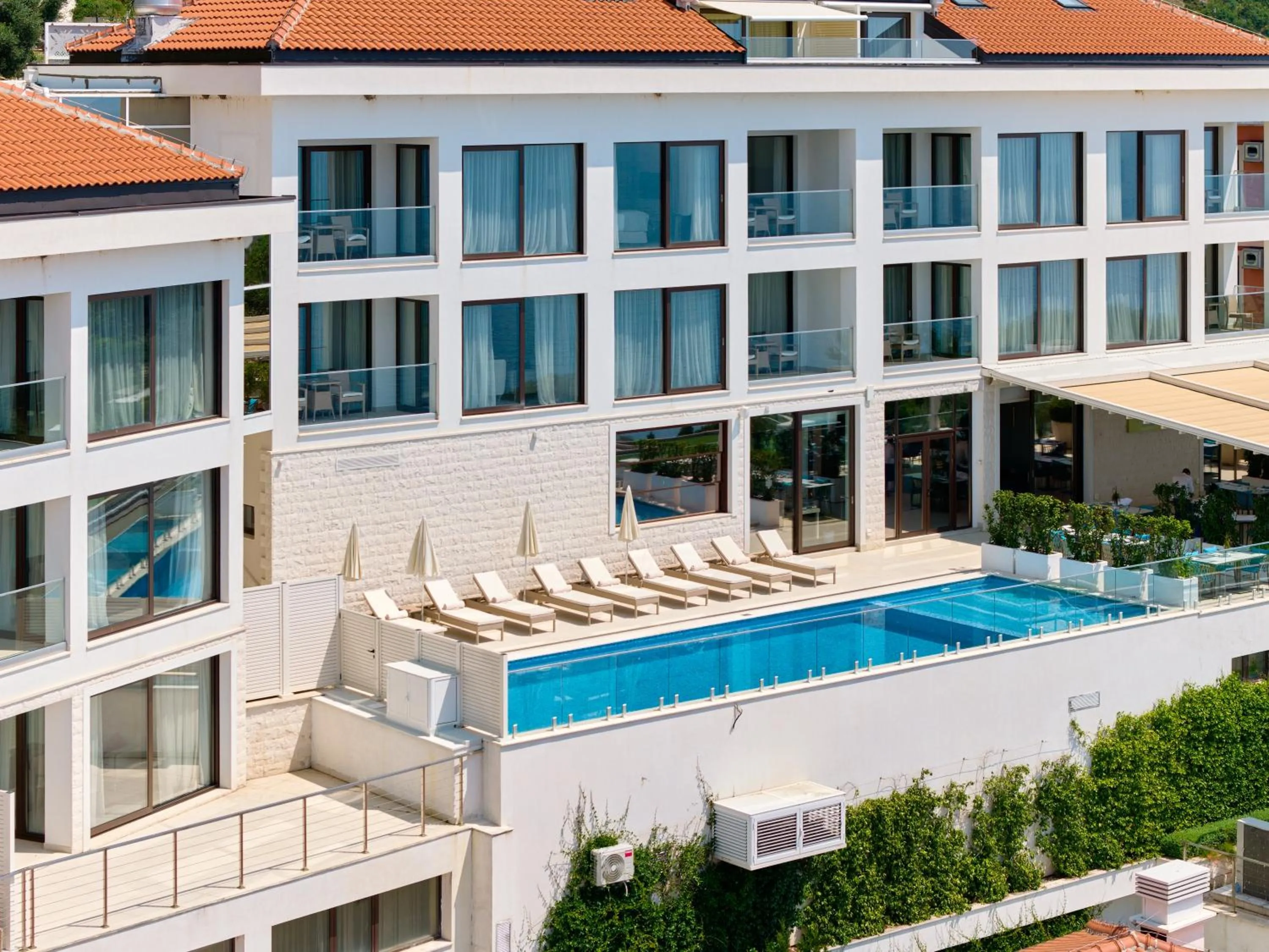 Swimming pool in ĀNANTI Resort, Residences & Beach Club - The Leading Hotels of the World