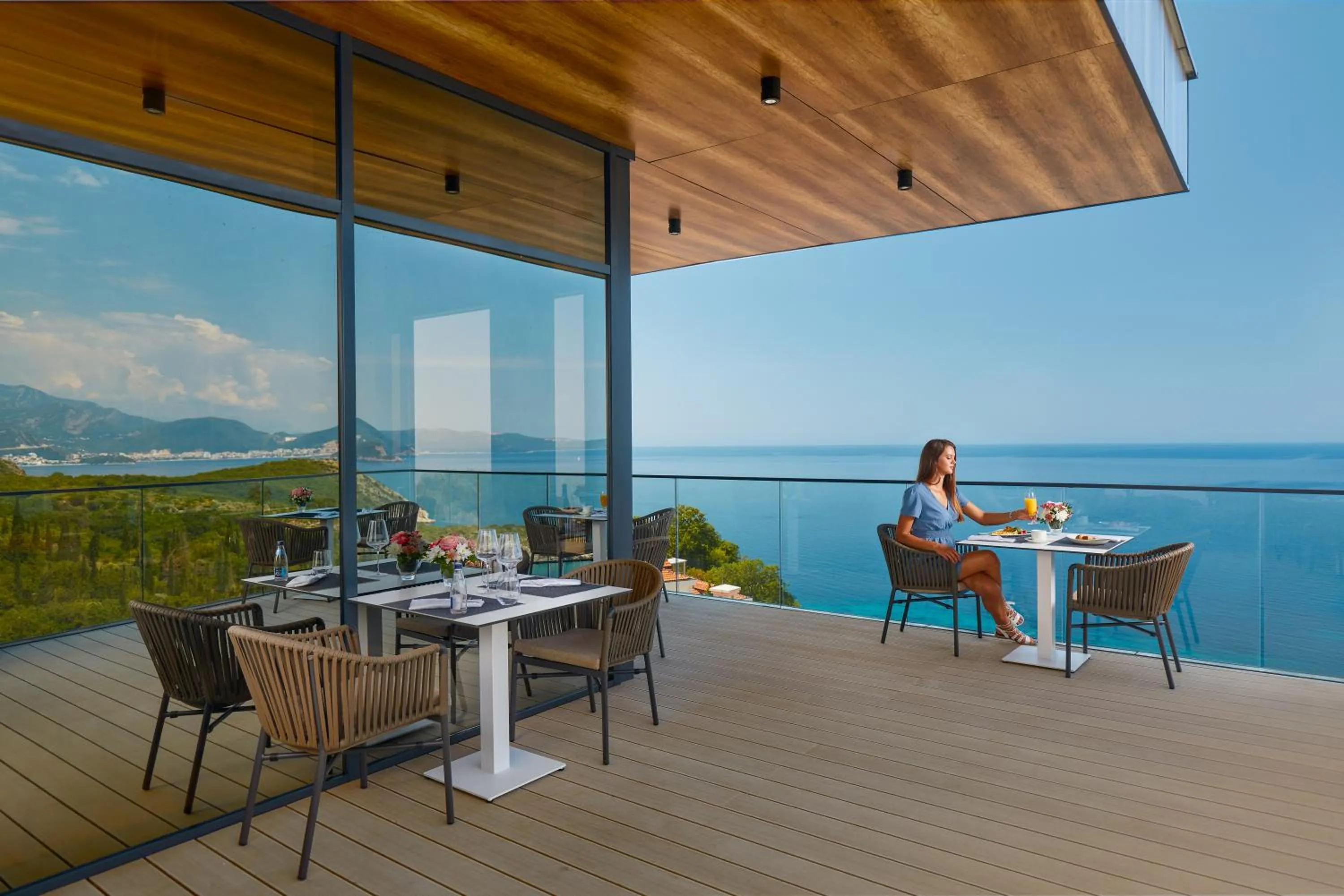 Restaurant/places to eat in ĀNANTI Resort, Residences & Beach Club - The Leading Hotels of the World