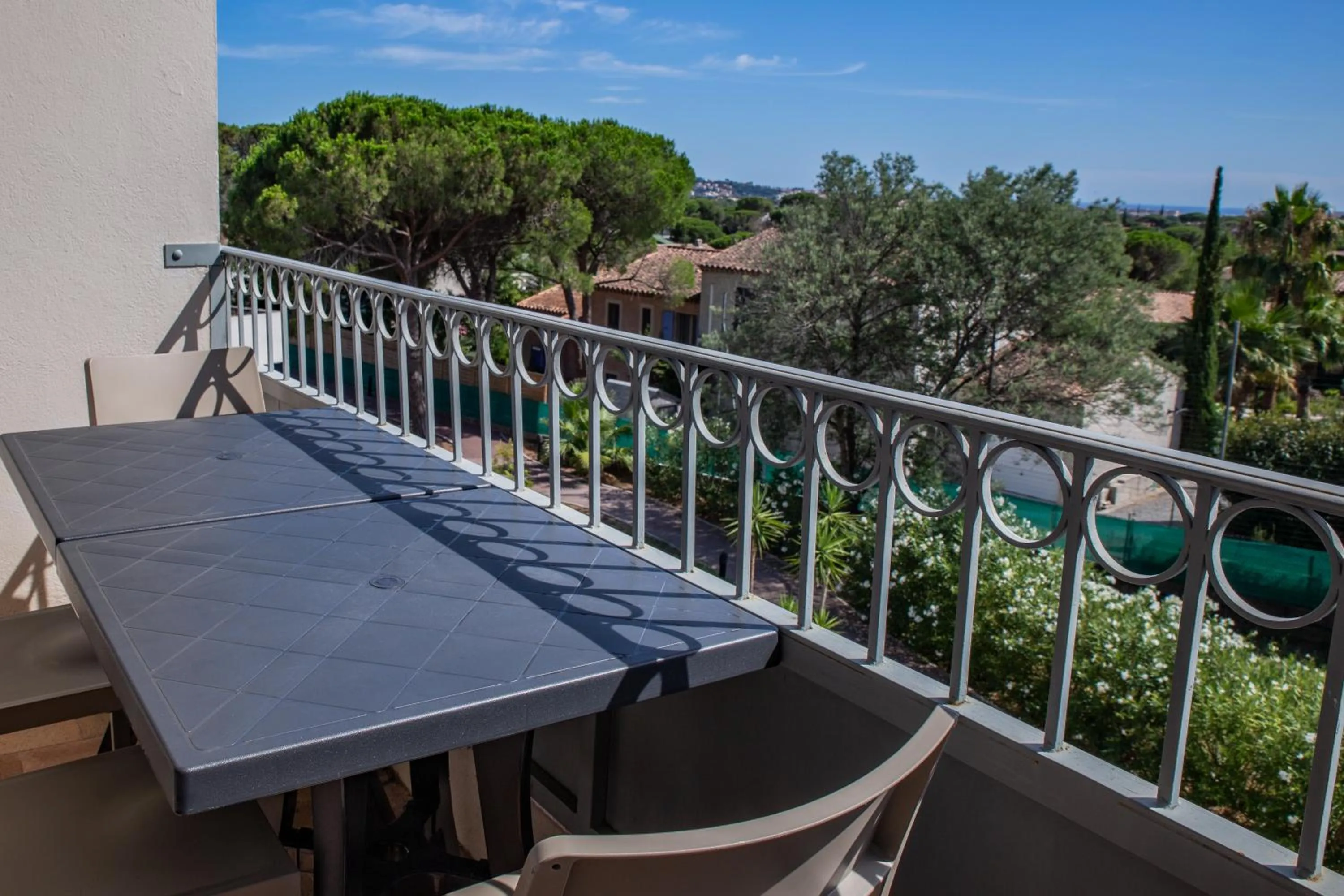 Balcony/Terrace in Comfort Aparthotel Frejus La Tour de Mare
