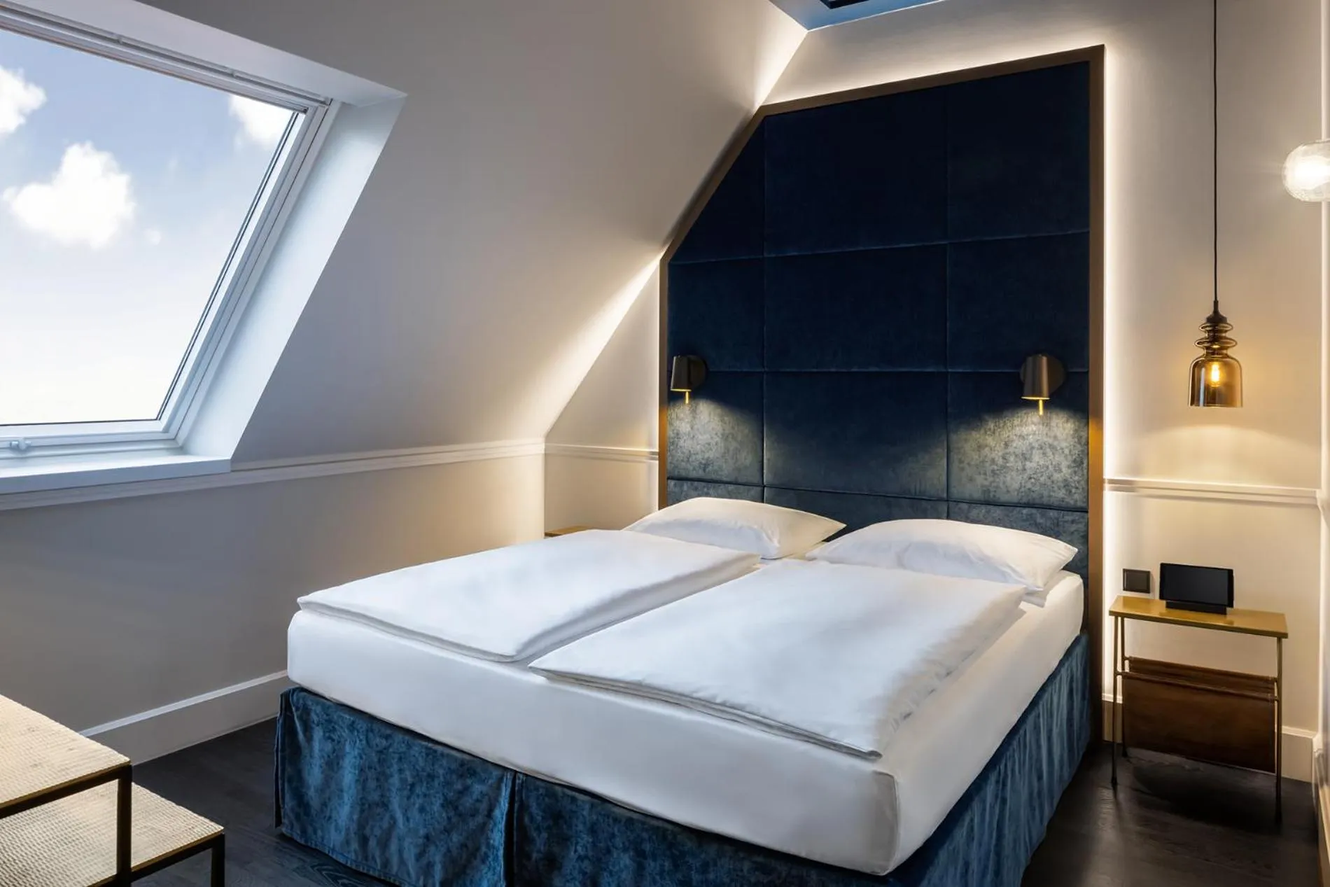 Bed in Hotel AMO by AMANO Friedrichstraße