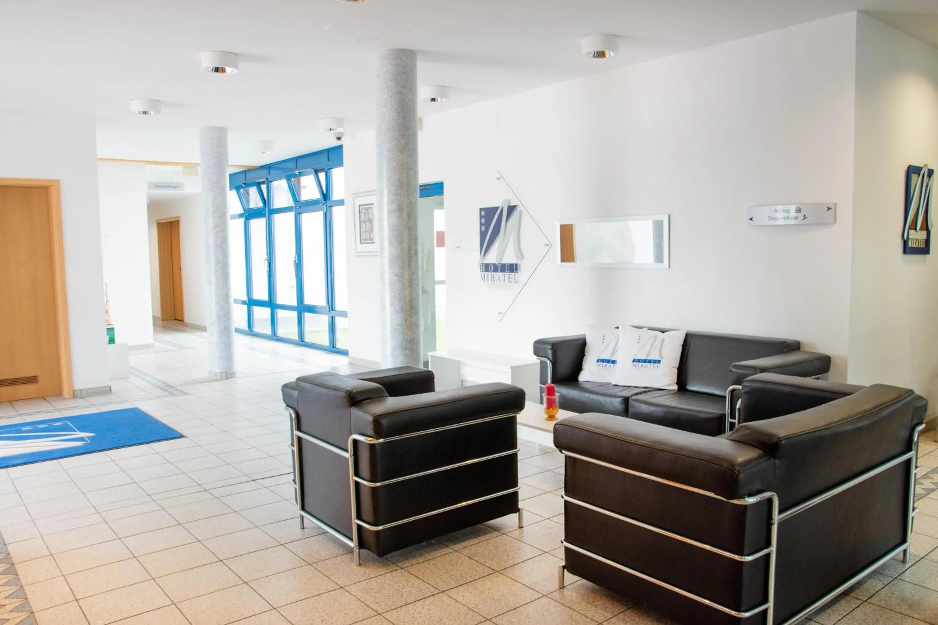 Lobby or reception in Miratel