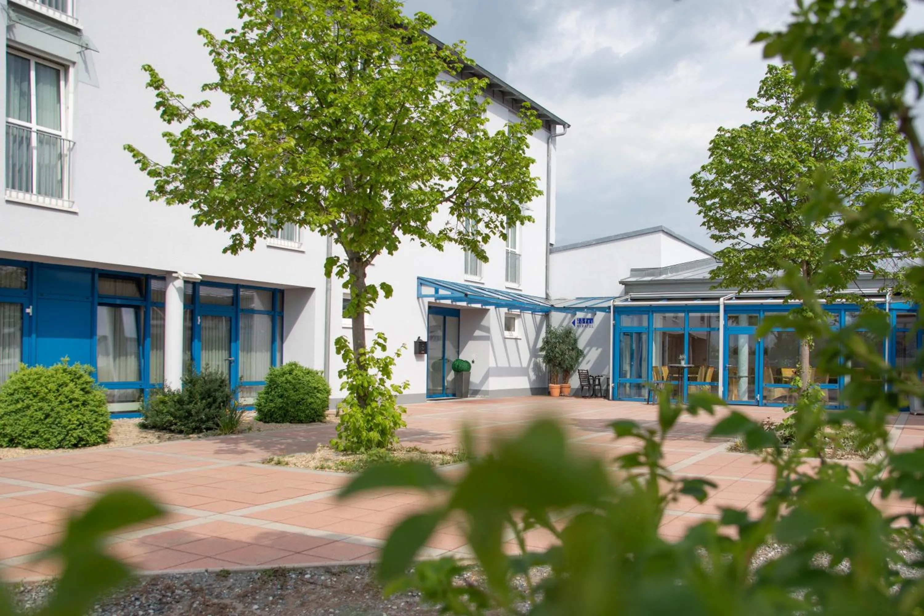 Property building in Miratel