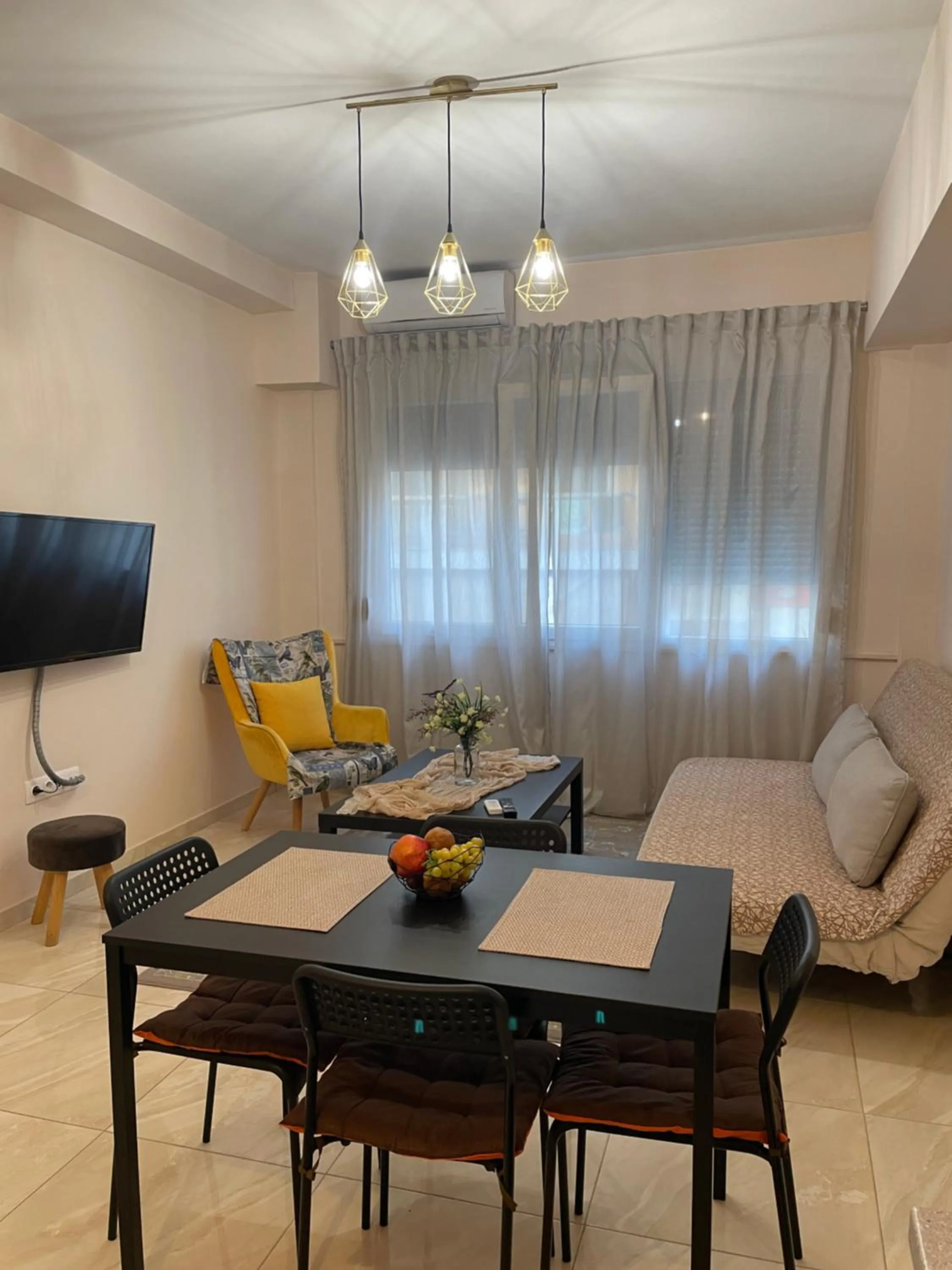 TV and multimedia in G&M Luxury Studios