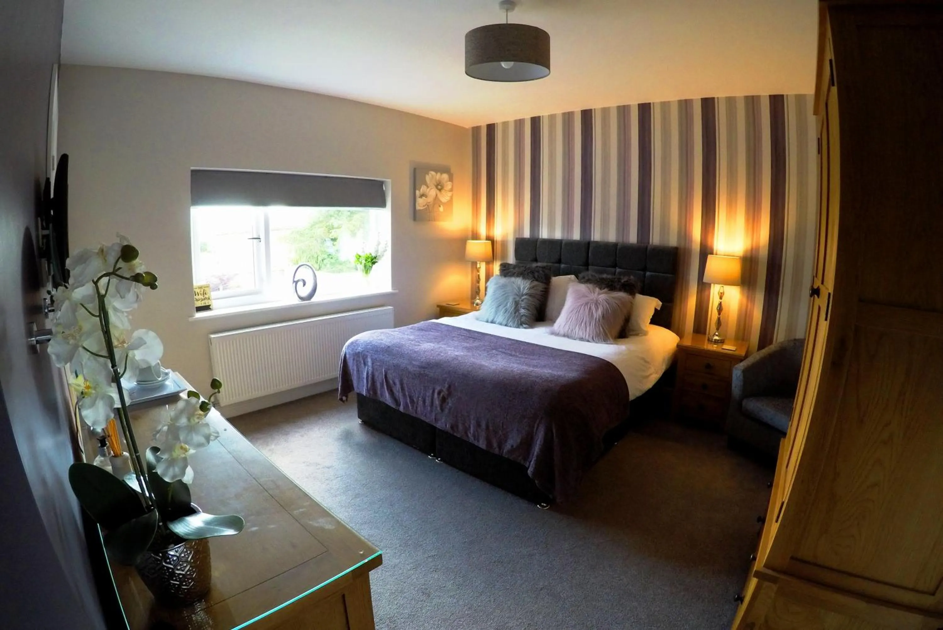 Bed in The Vine B & B