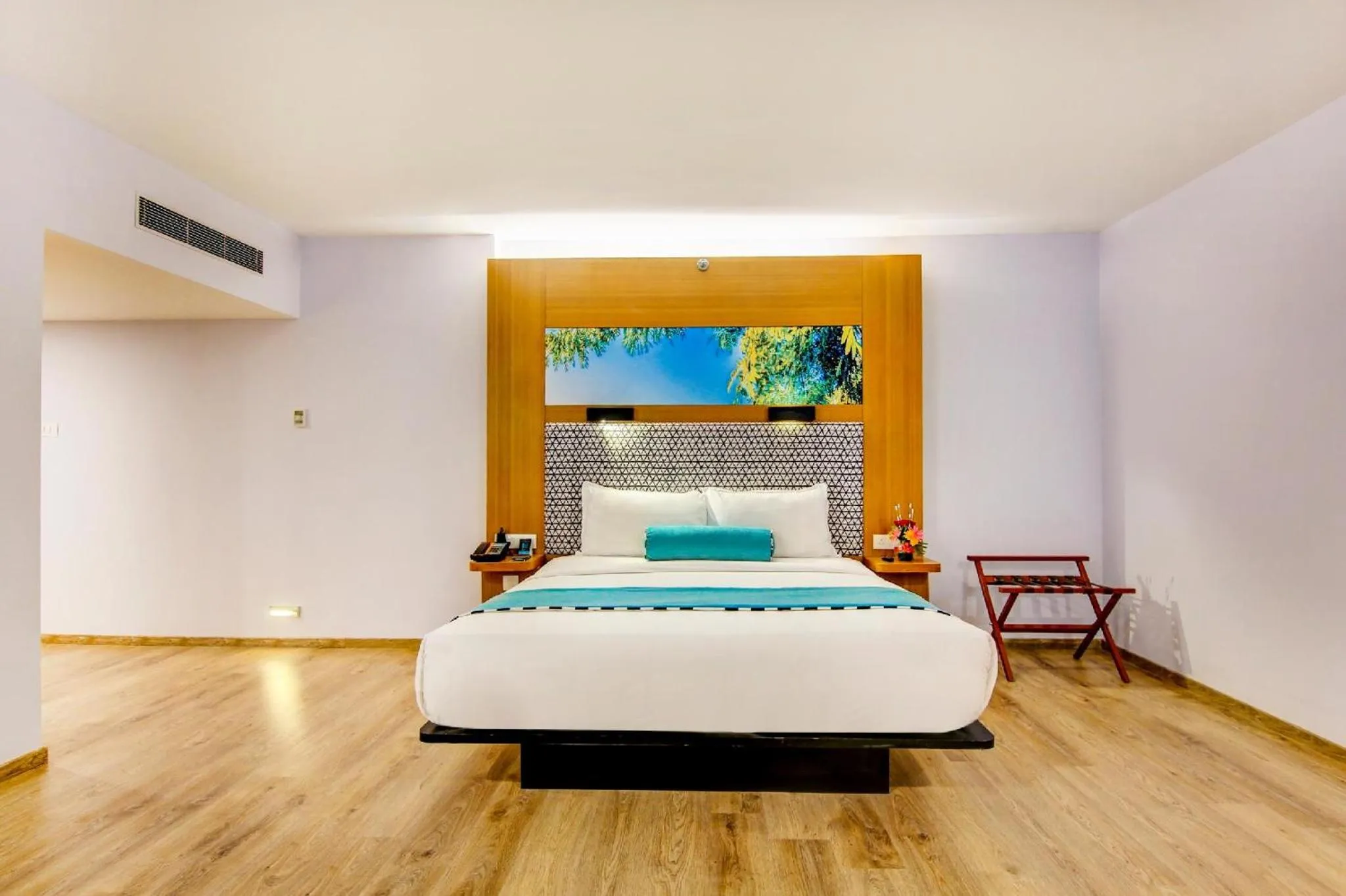 Bed in Sunday Hotel Chandigarh Zirakpur