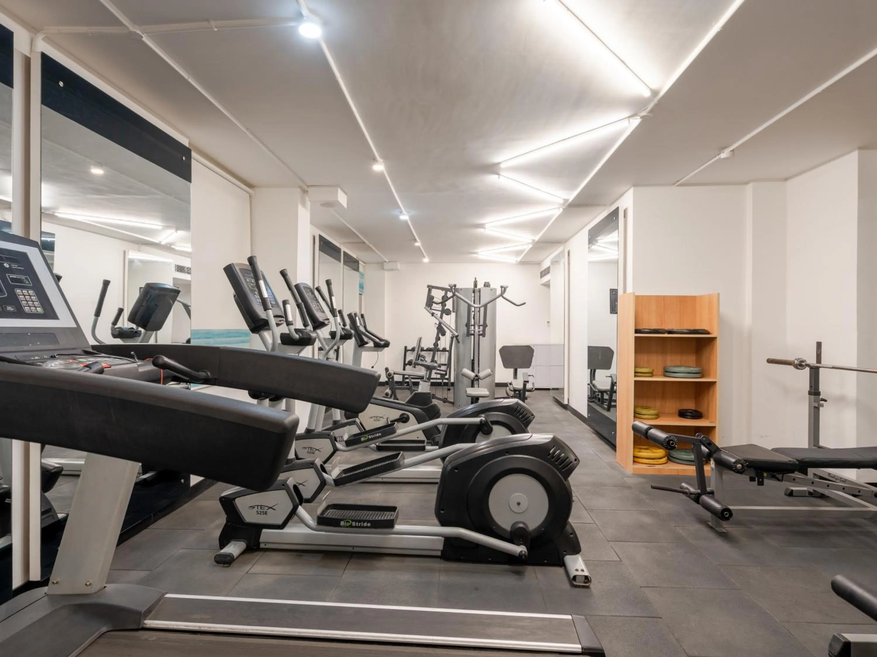 Fitness centre/facilities in Sunday Hotel Chandigarh Zirakpur
