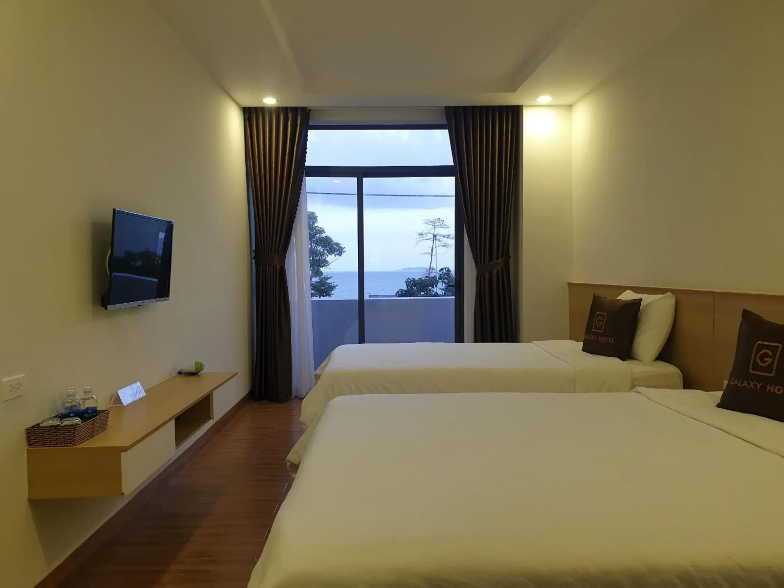 Deluxe Triple Room in Galaxy Hotel Deluxe Triple Room in Galaxy Hotel