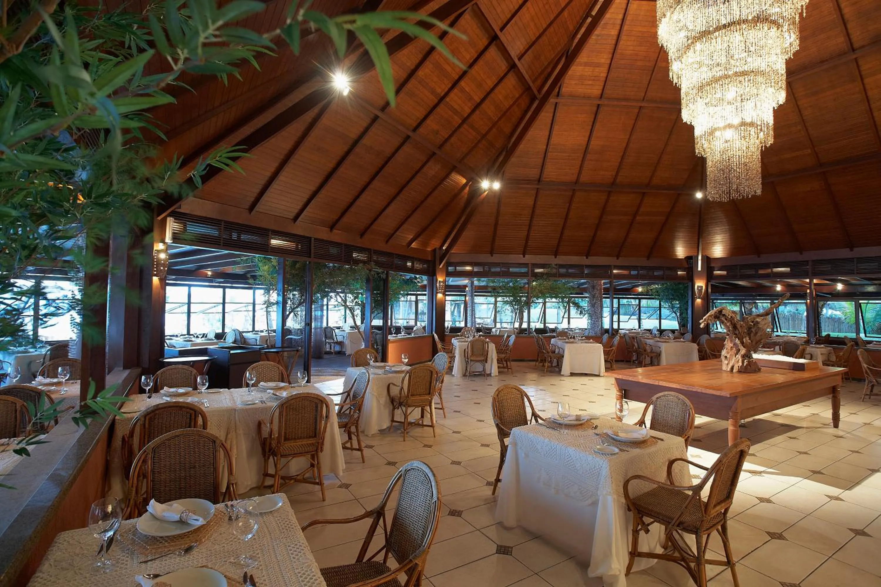 Restaurant/places to eat in NANNAI Muro Alto