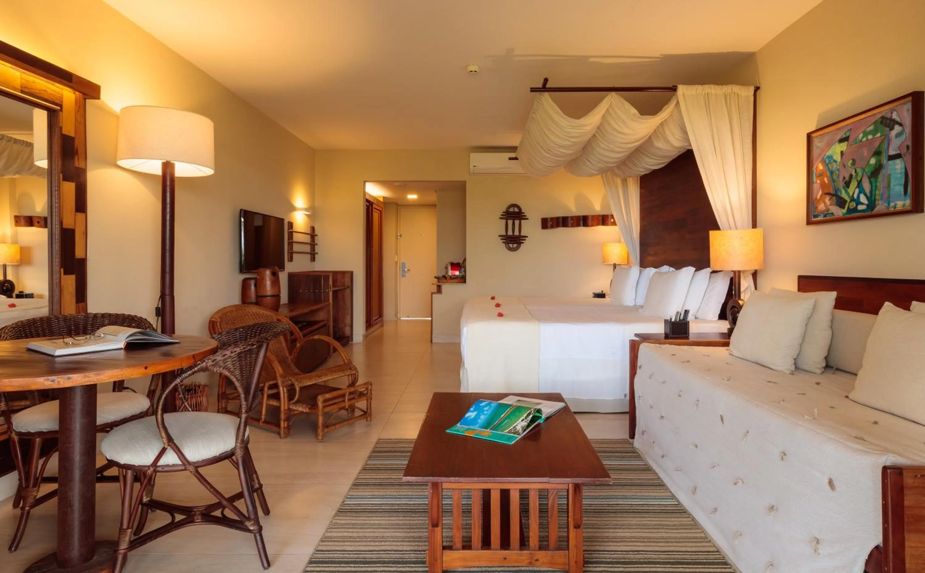 Photo of the whole room in NANNAI Muro Alto