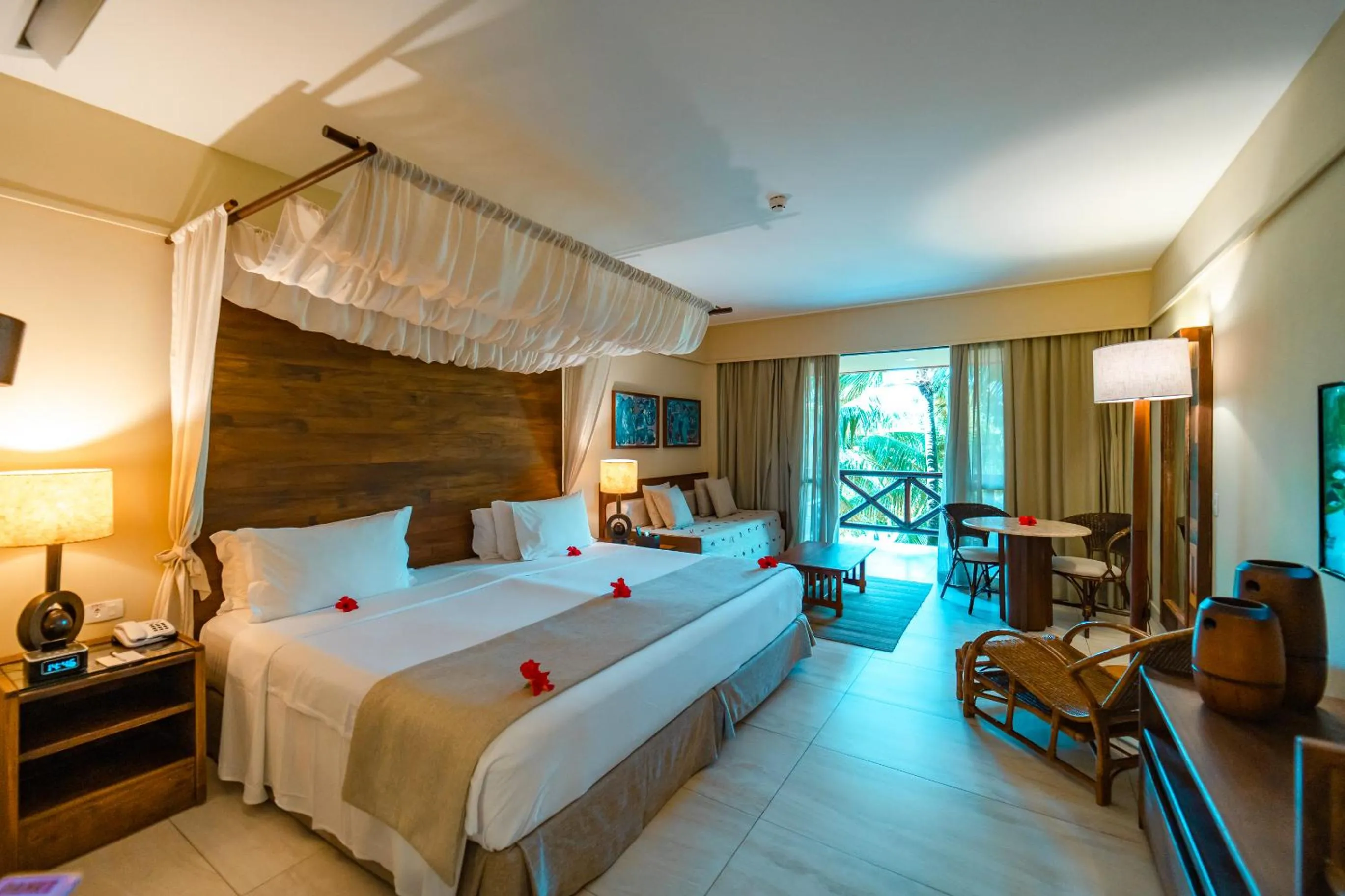 Bedroom, Bed in NANNAI Muro Alto