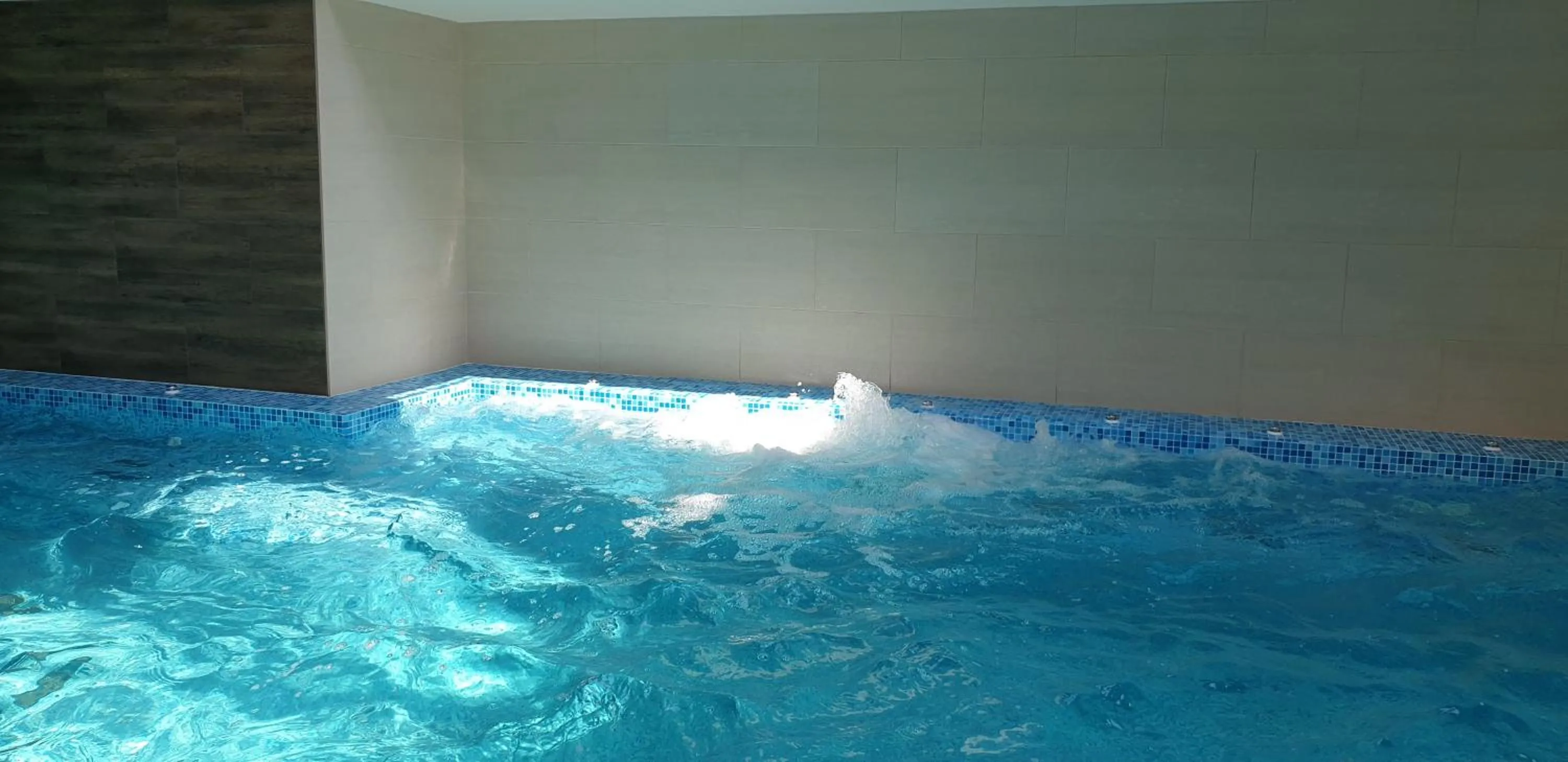 Swimming pool in Baobab Suites