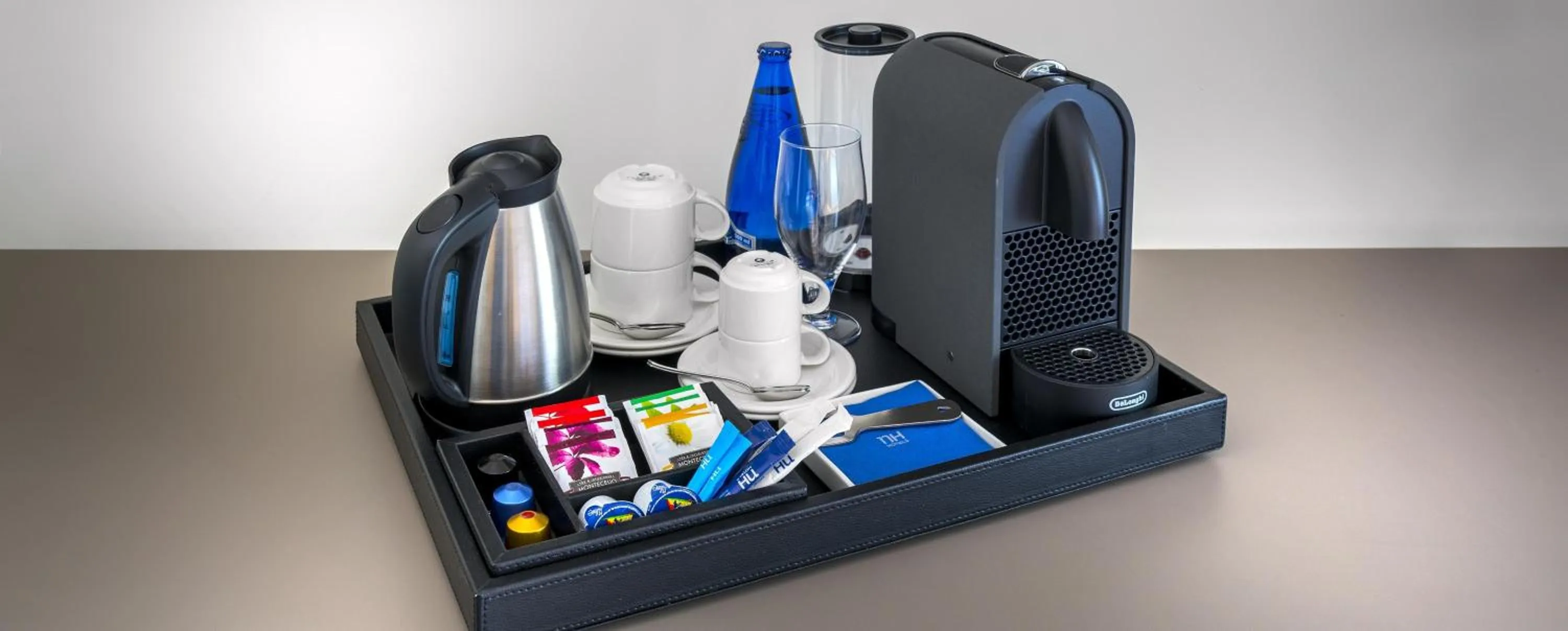 Bedroom in NH Porto Jardim