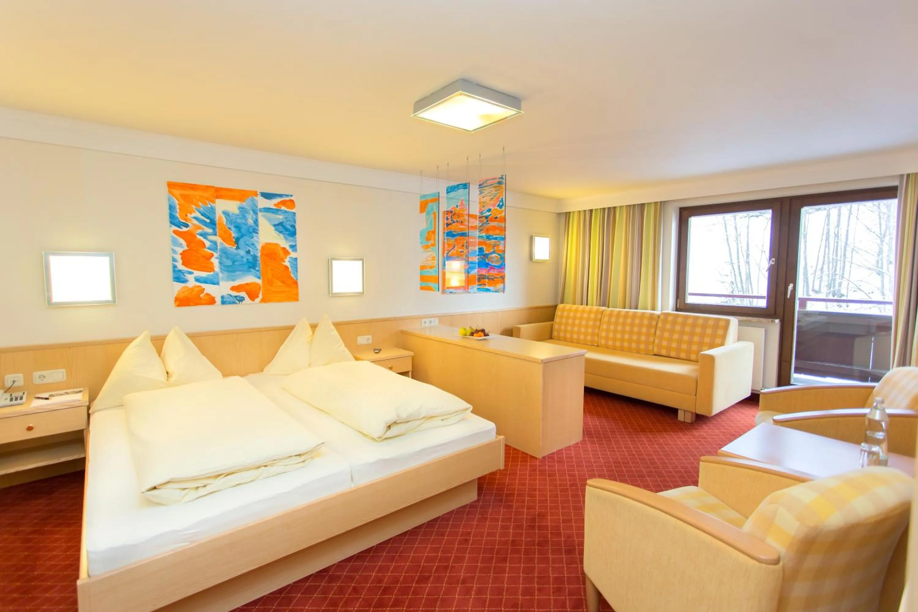 Day, Bed in Hotel & Art Kristiana