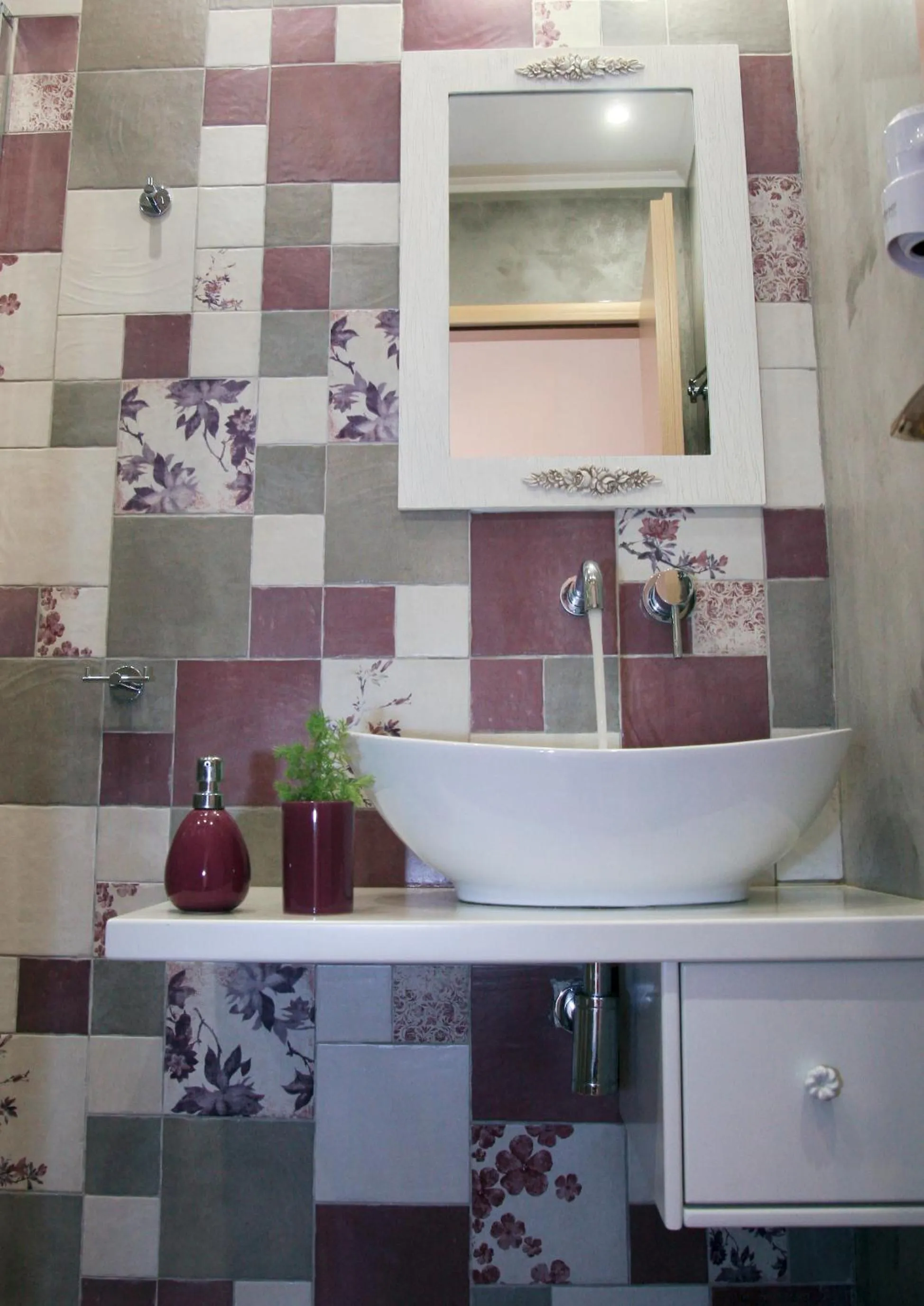 Bathroom in Aphrodite Studios