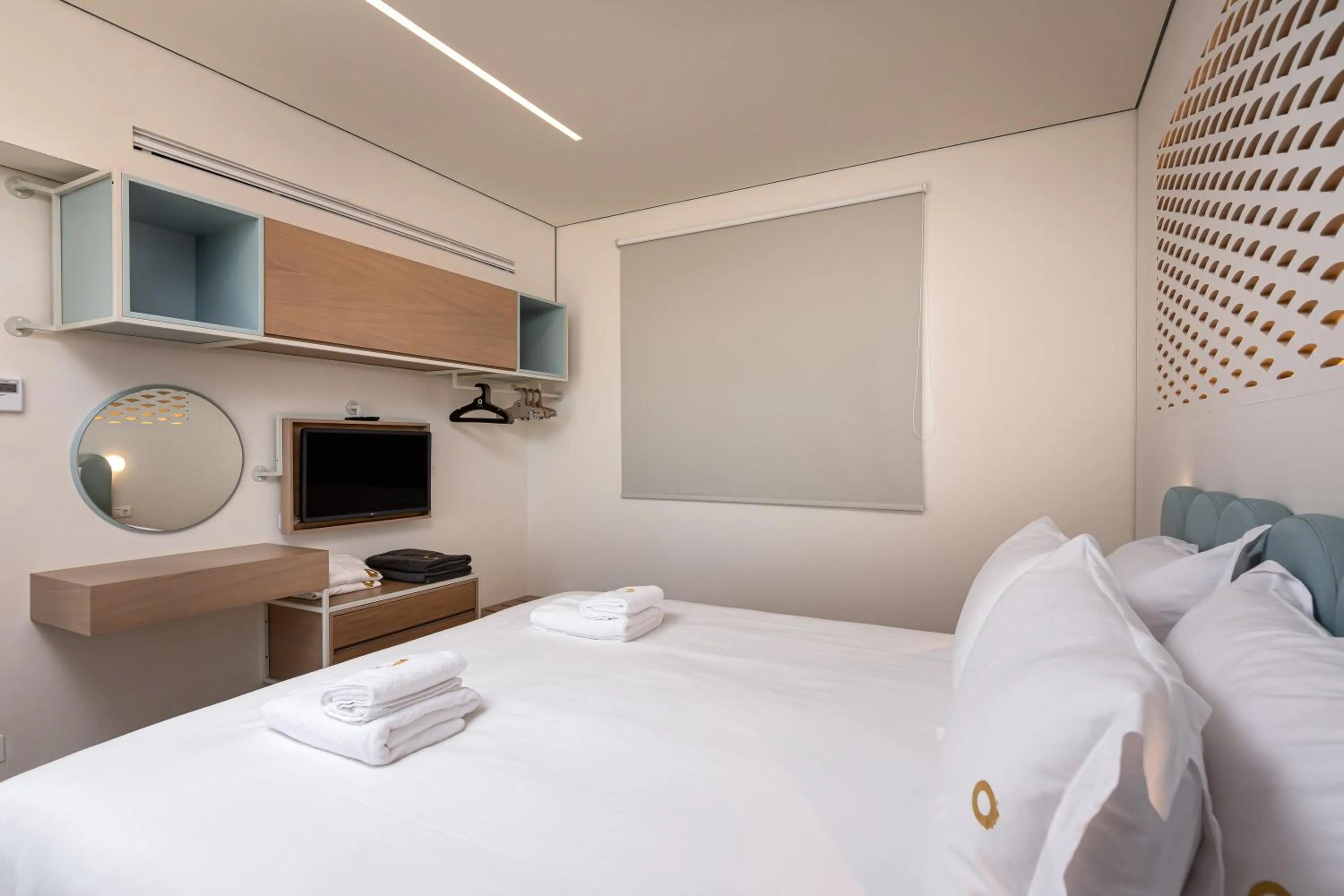 Bedroom, Bed in Onira Suite Dreams