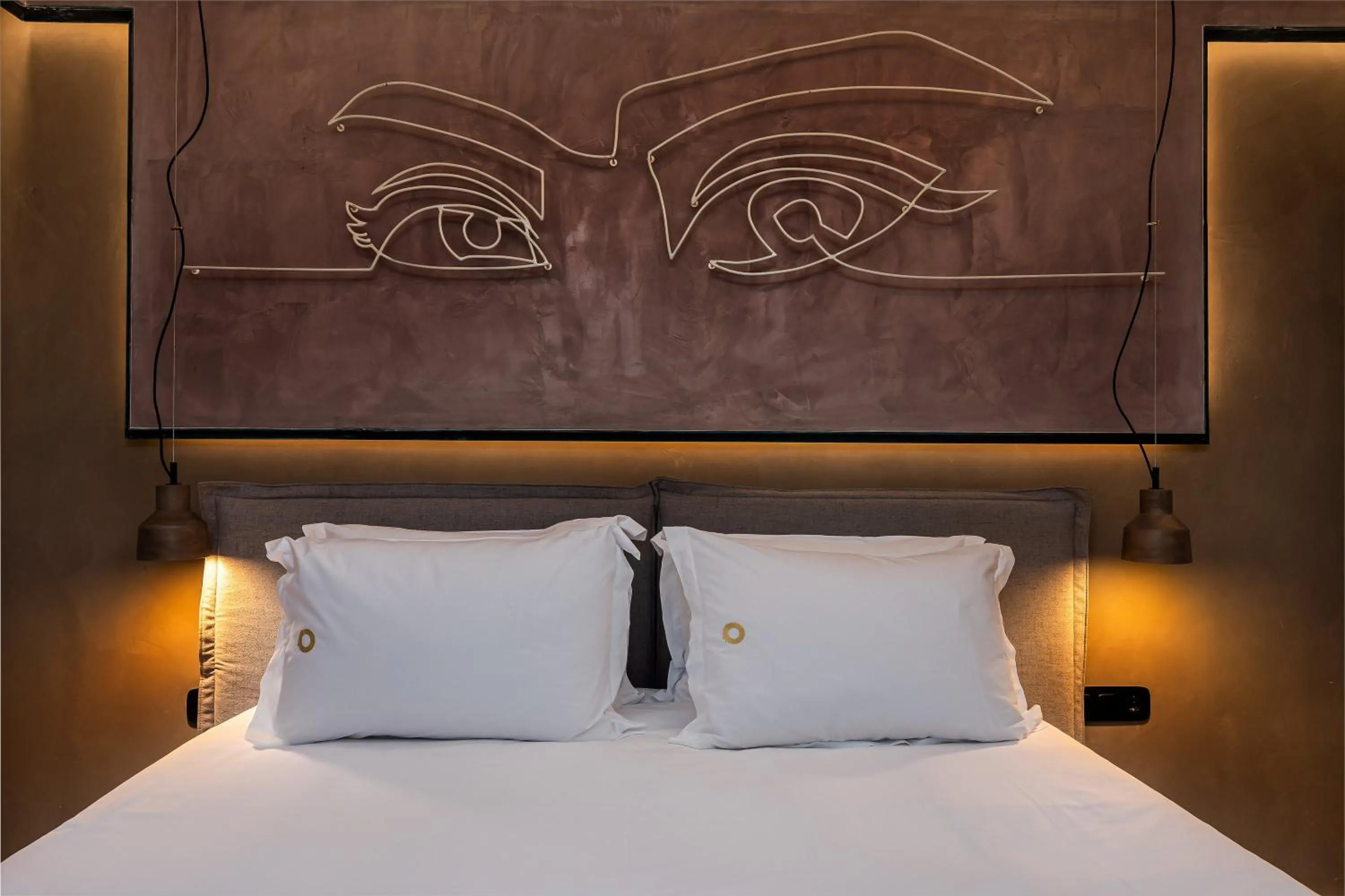 Bedroom, Bed in Onira Suite Dreams