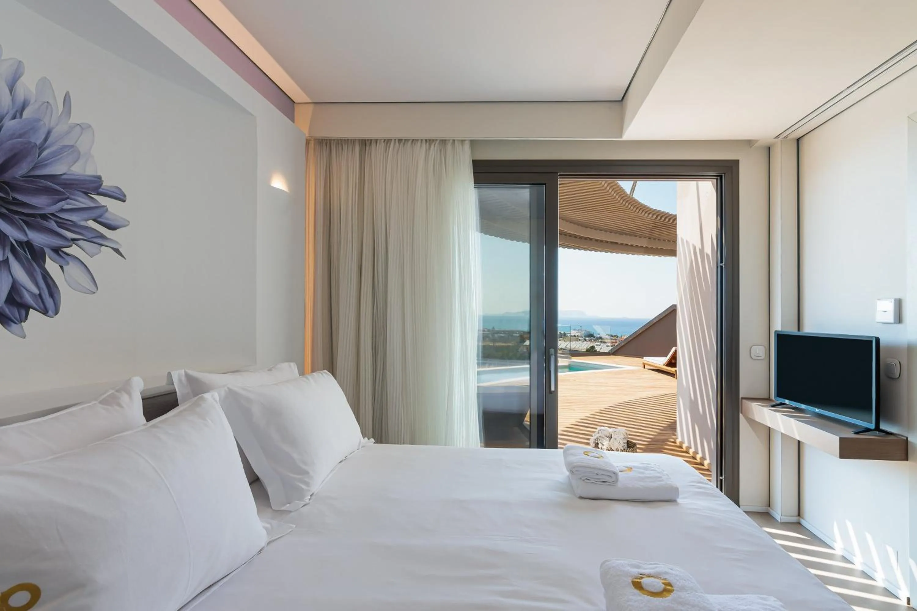 Bedroom, Bed in Onira Suite Dreams