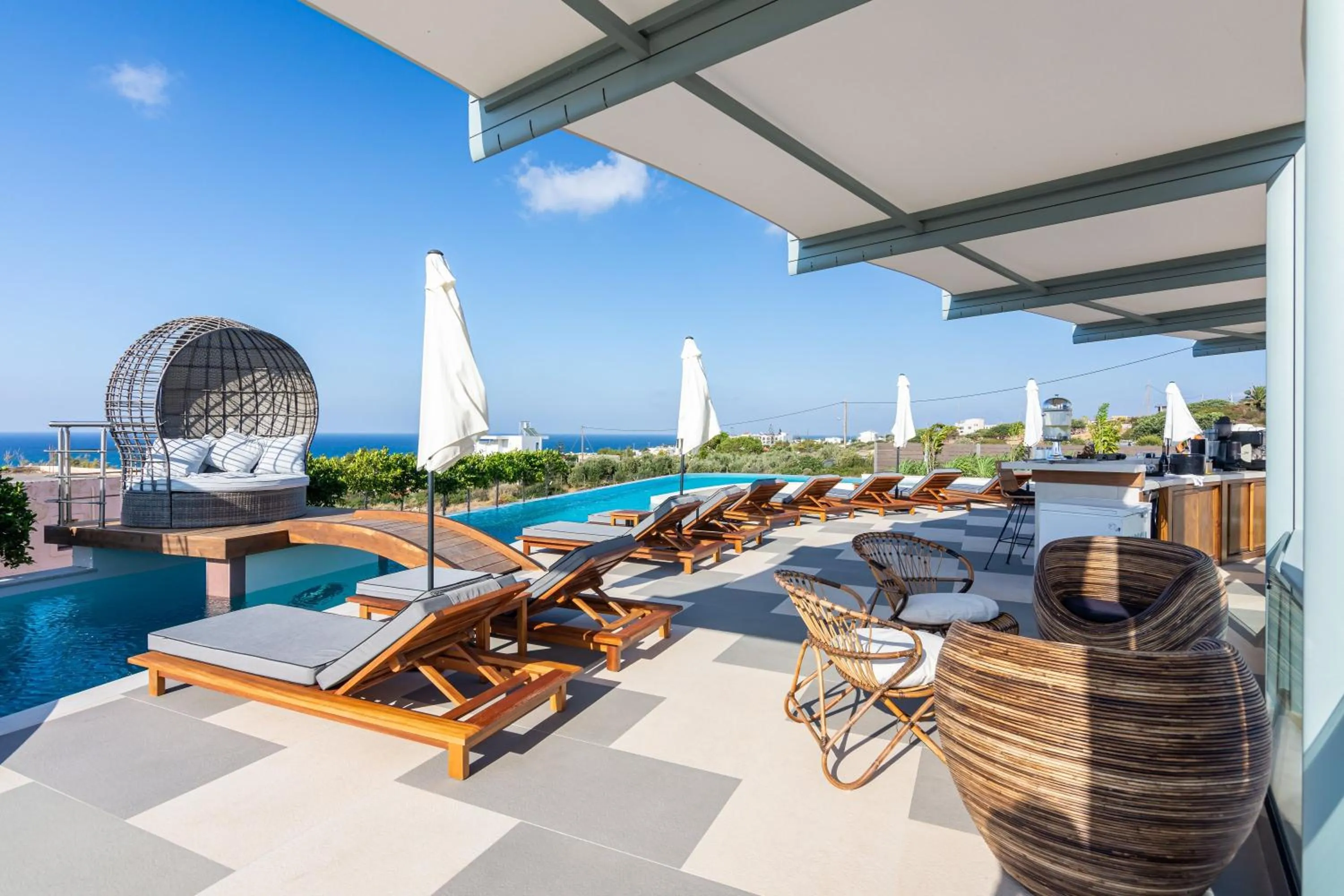 Pool view in Onira Suite Dreams