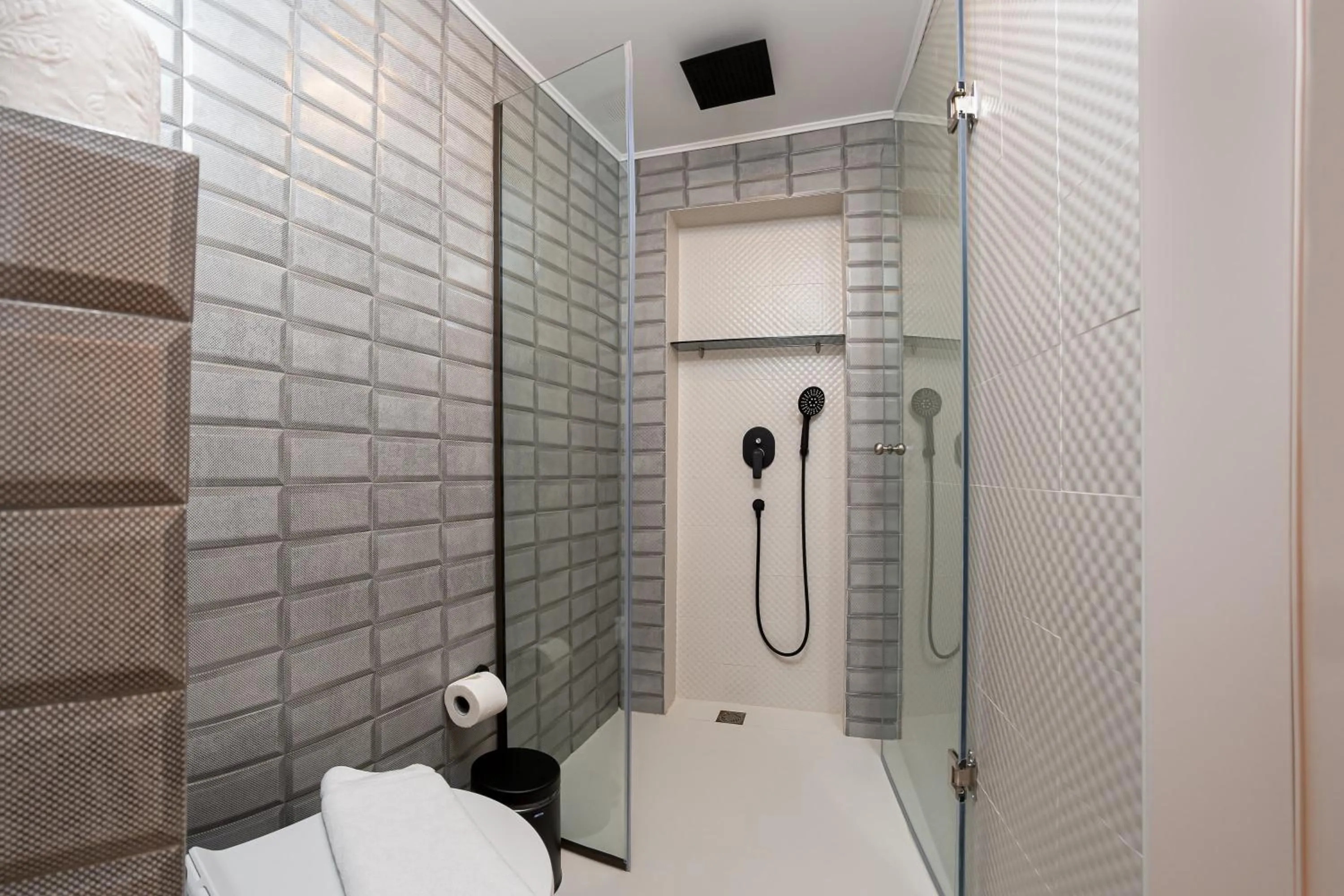 Bathroom in Onira Suite Dreams