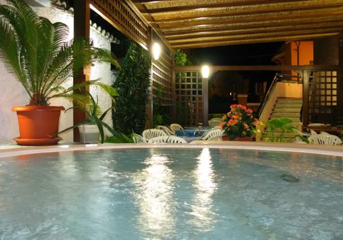 Hot Tub in Hotel Cristina