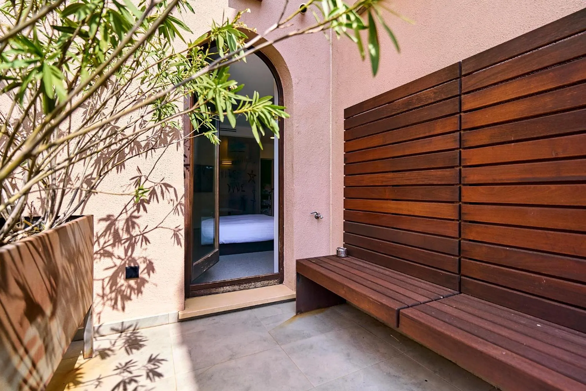 Shower in Hotel Melibea by gaiarooms