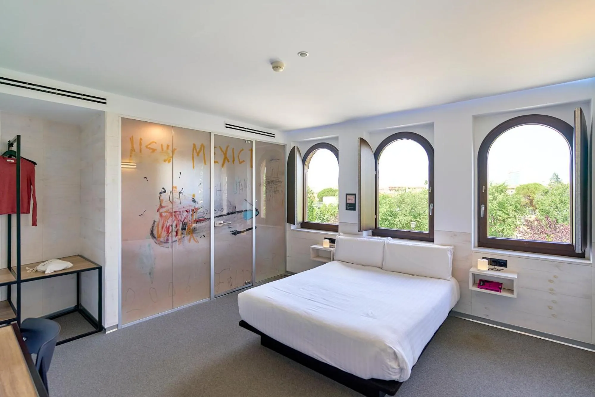 Shower, Bed in Hotel Melibea by gaiarooms