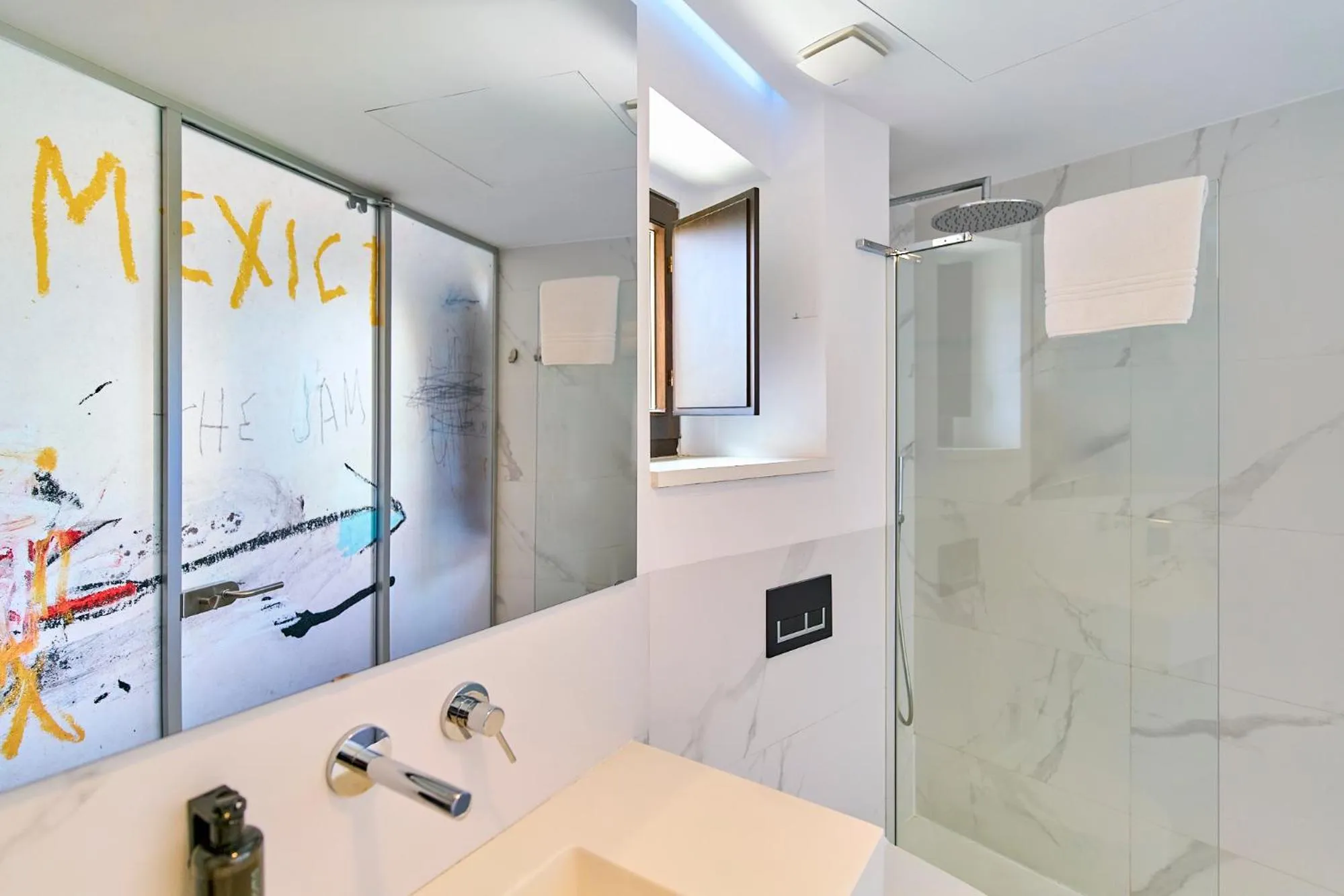 Shower in Hotel Melibea by gaiarooms