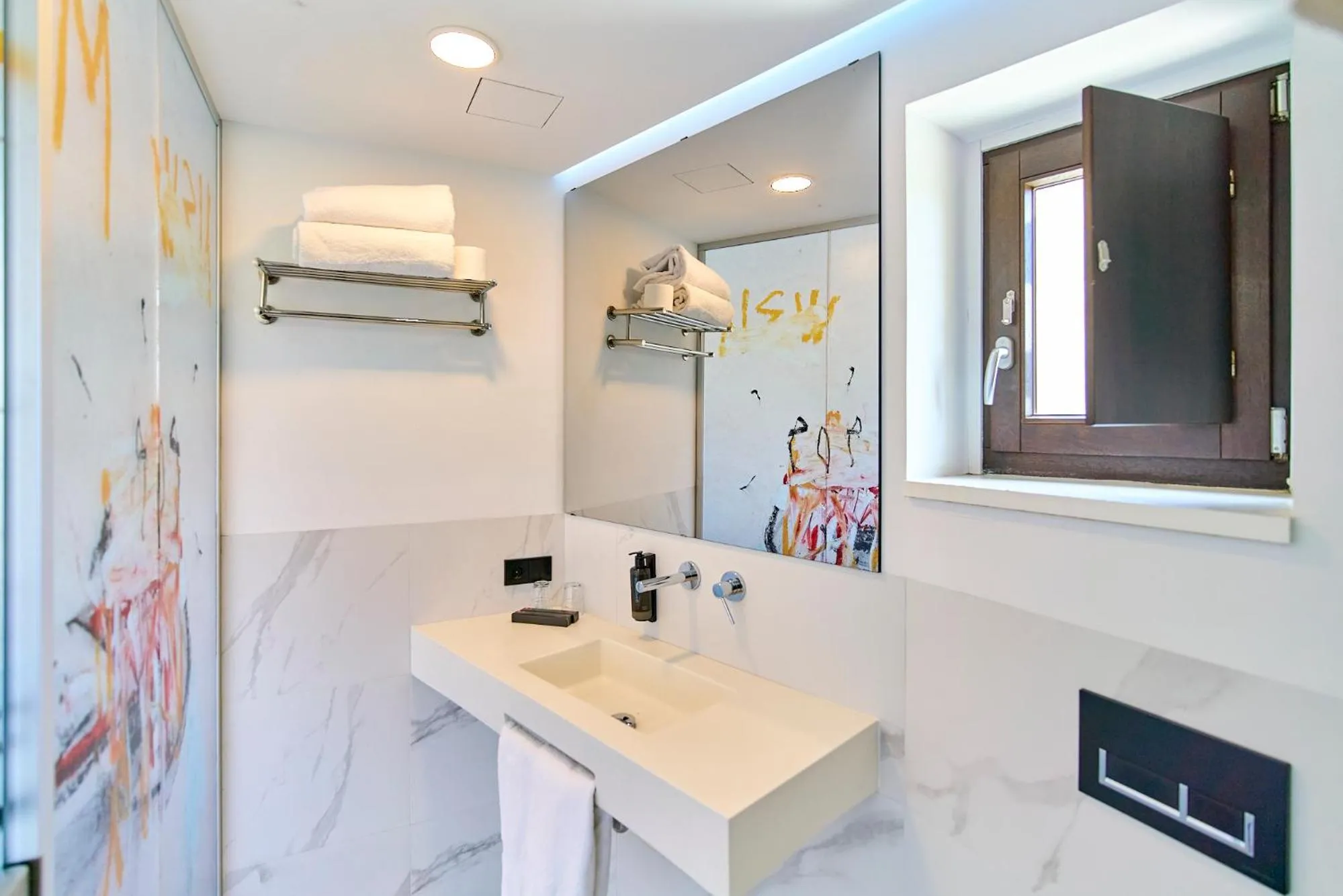 Shower in Hotel Melibea by gaiarooms