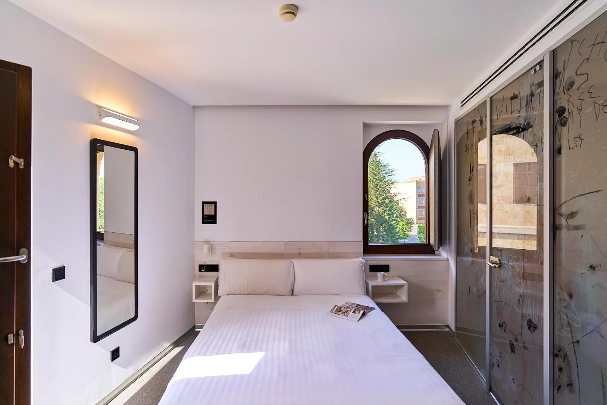 Bed in Hotel Melibea by gaiarooms