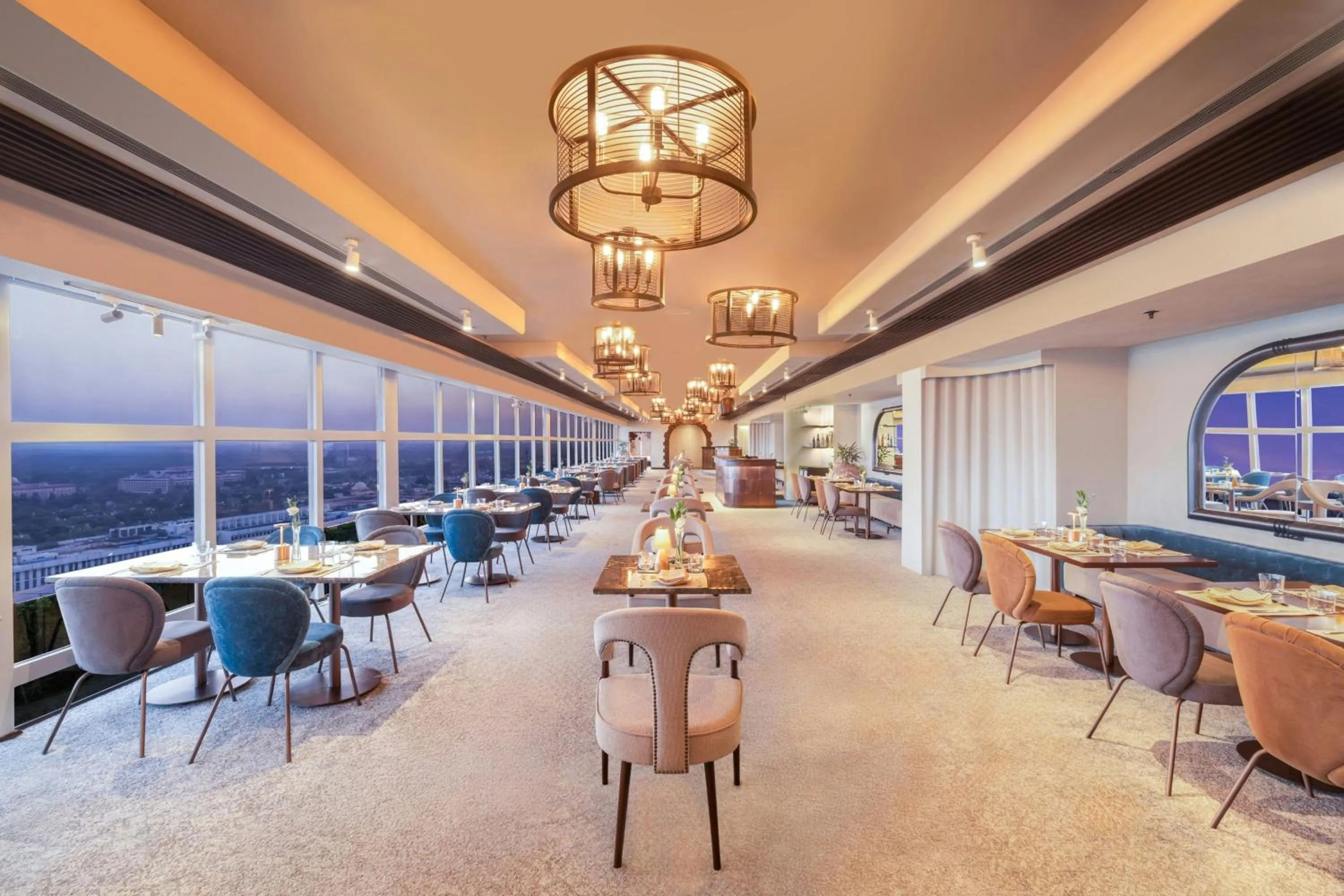 Restaurant/places to eat in Le Meridien New Delhi