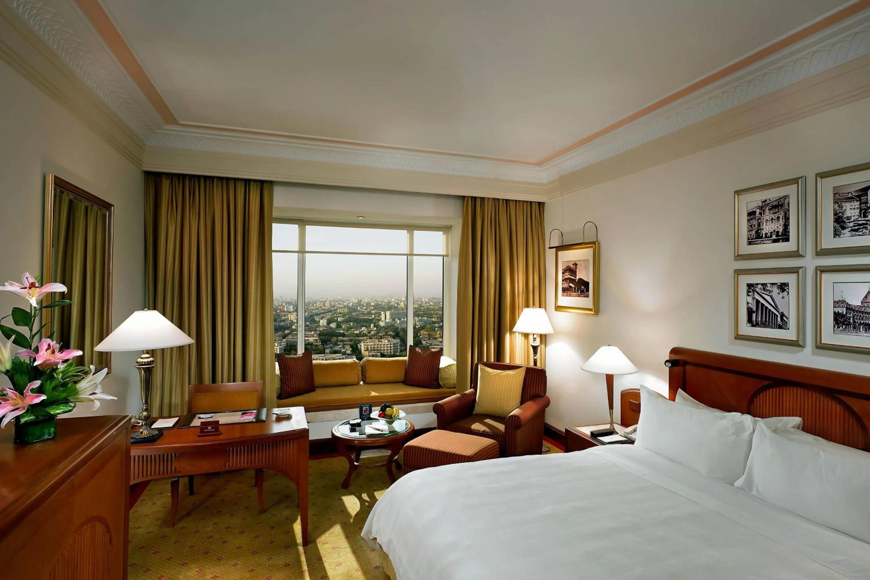 Photo of the whole room, Bed in ITC Grand Central, a Luxury Collection Hotel, Mumbai