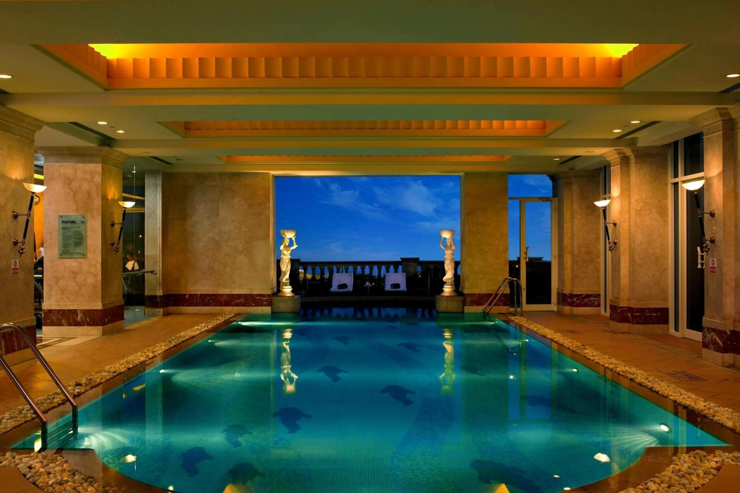 Swimming pool in ITC Grand Central, a Luxury Collection Hotel, Mumbai