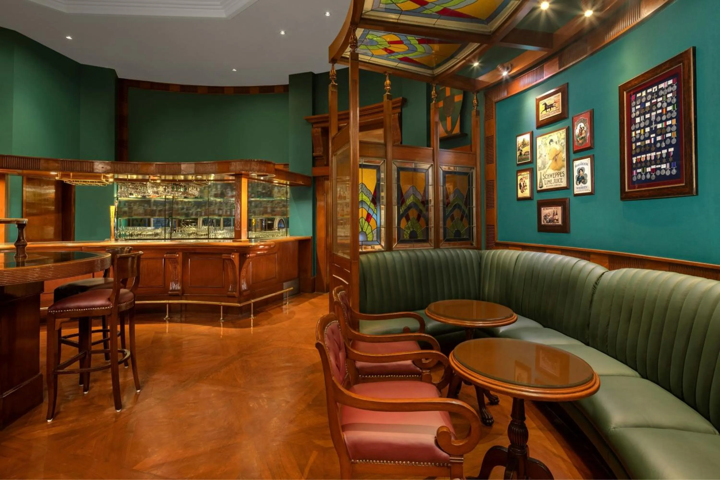 Lounge or bar in ITC Grand Central, a Luxury Collection Hotel, Mumbai