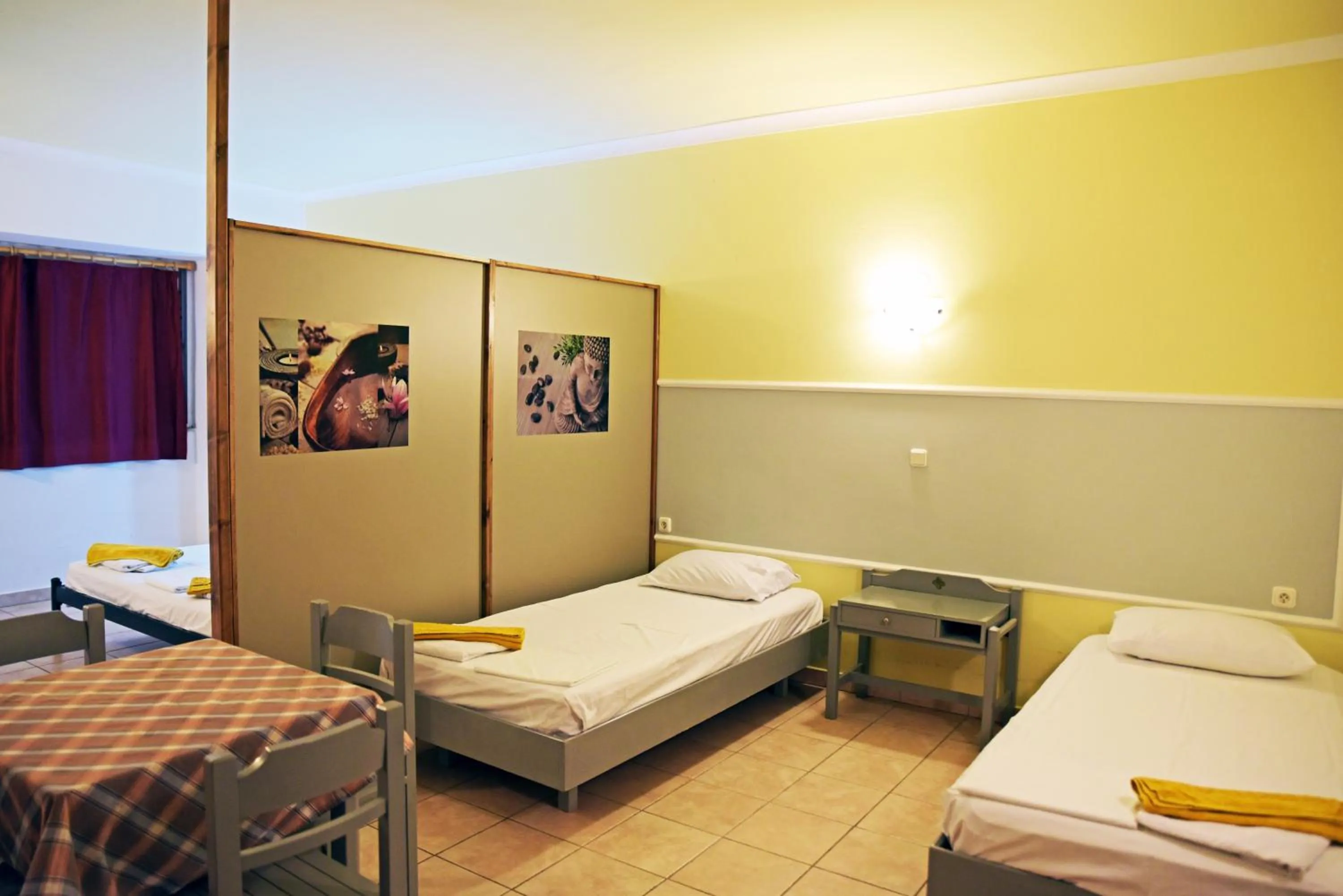 Photo of the whole room, Bed in Falirala Central