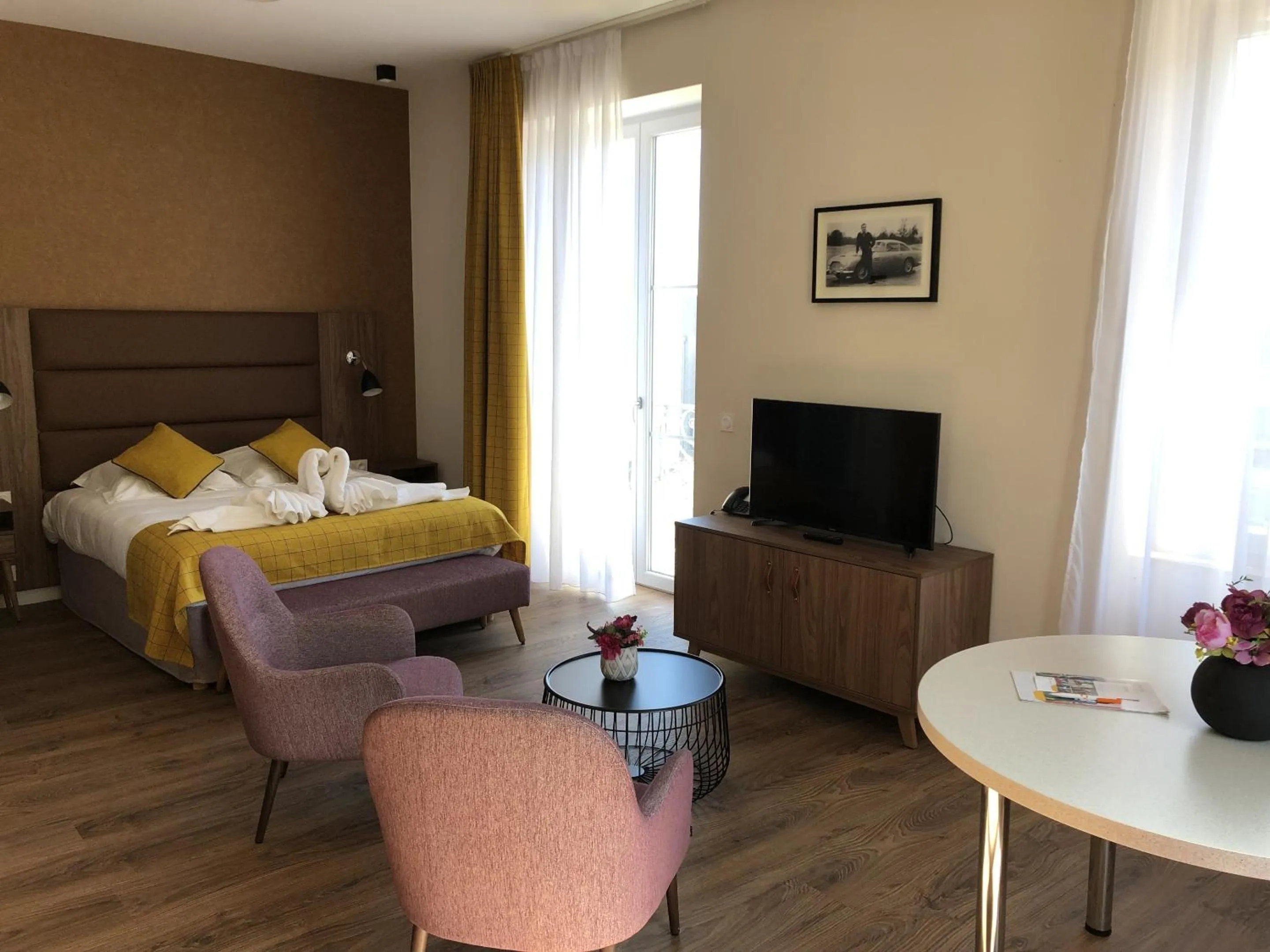 Bedroom, Bed in Domitys - Le Manoir