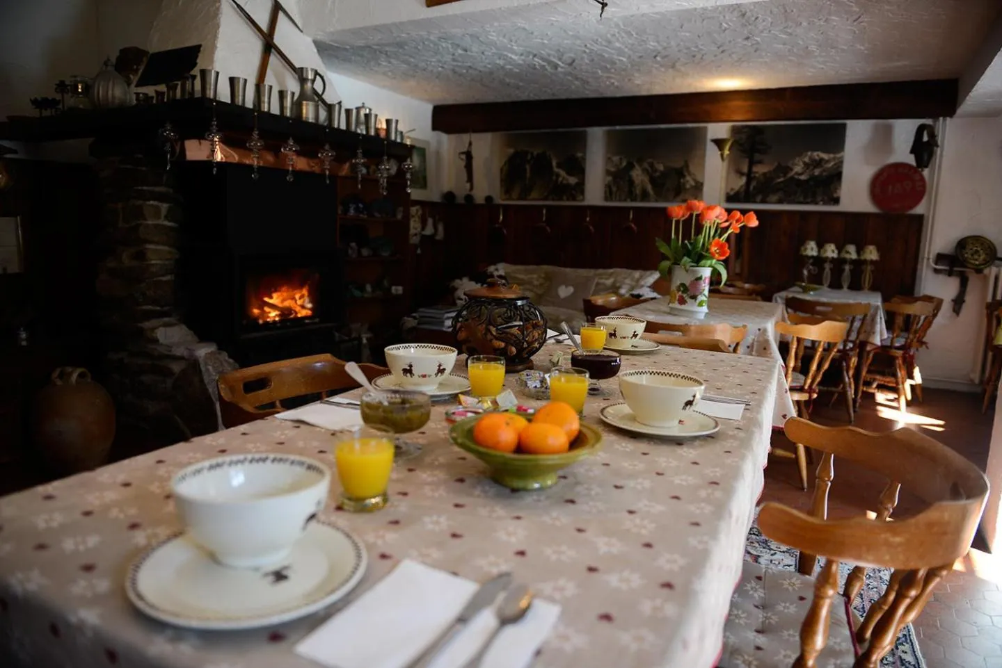 Breakfast in Crêmerie Balmat