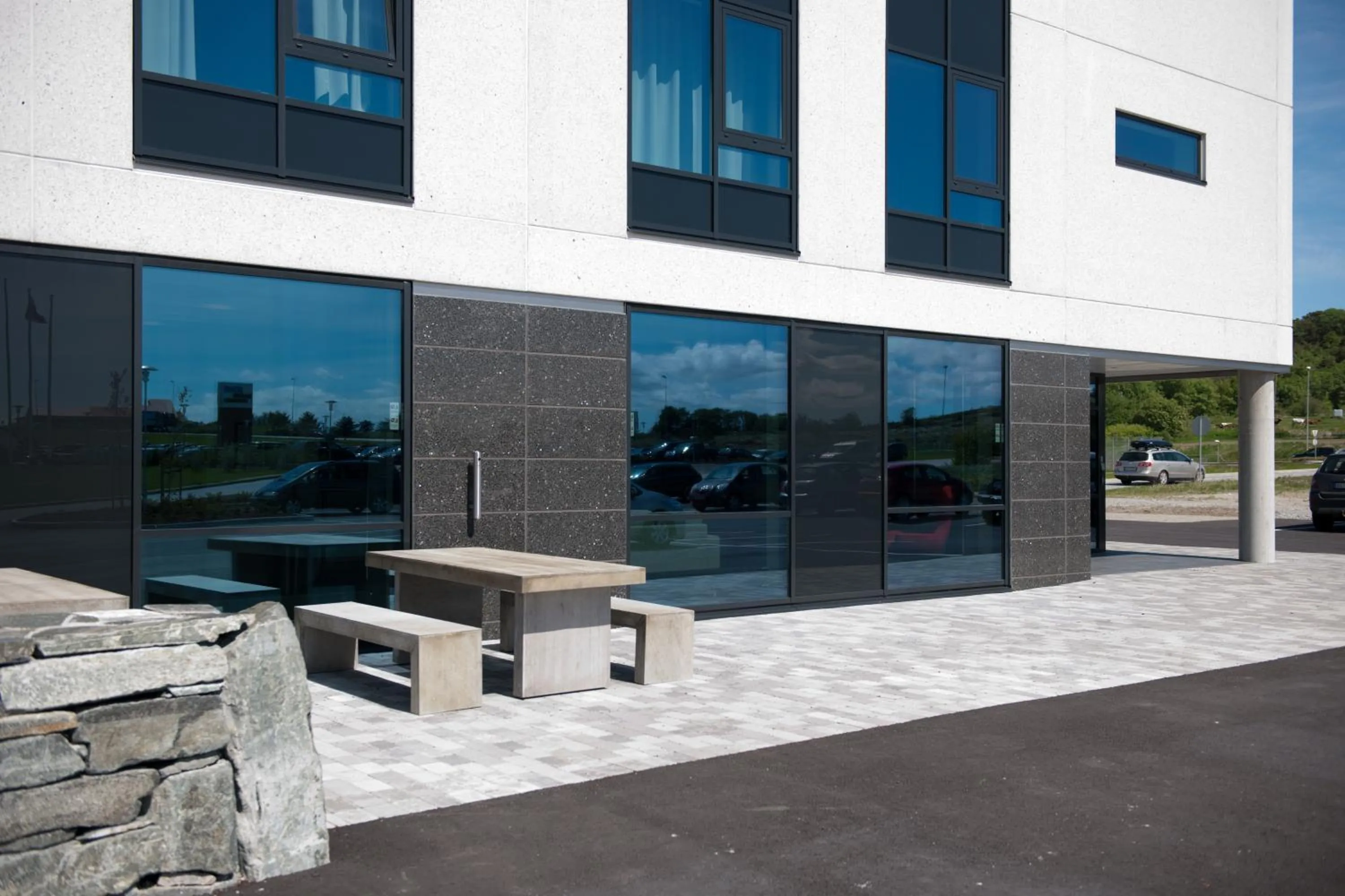 Facade/entrance in Tananger Apartment Hotel