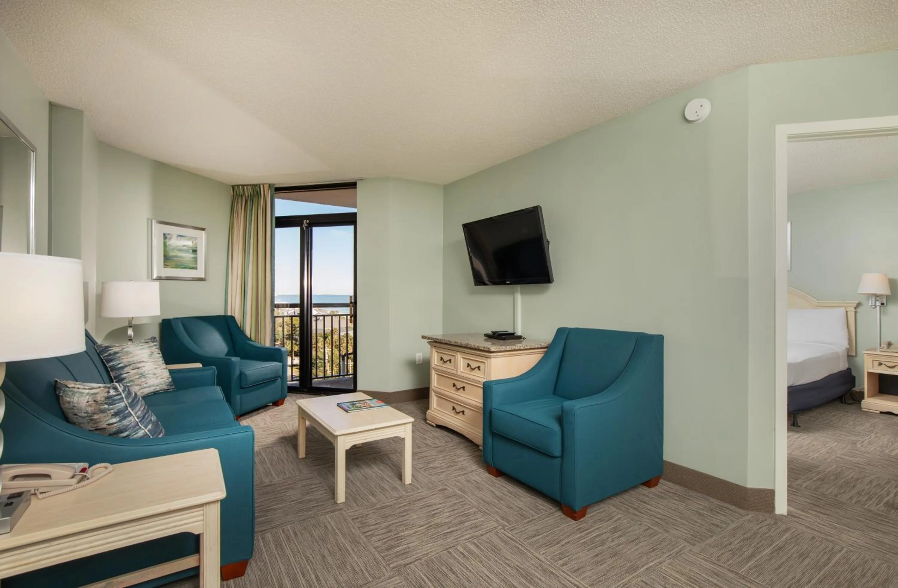 Living room in Grande Shores Ocean Resorts Condominiums