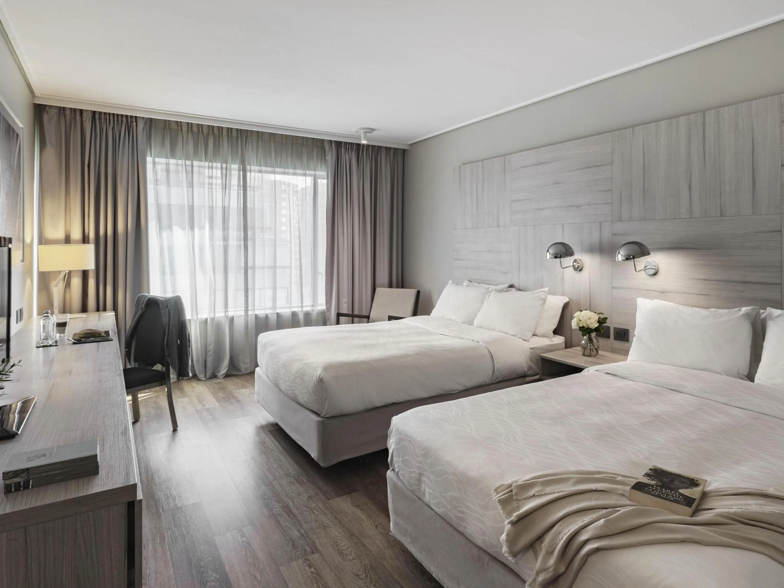 Bedroom, Bed in Pullman Santiago Vitacura